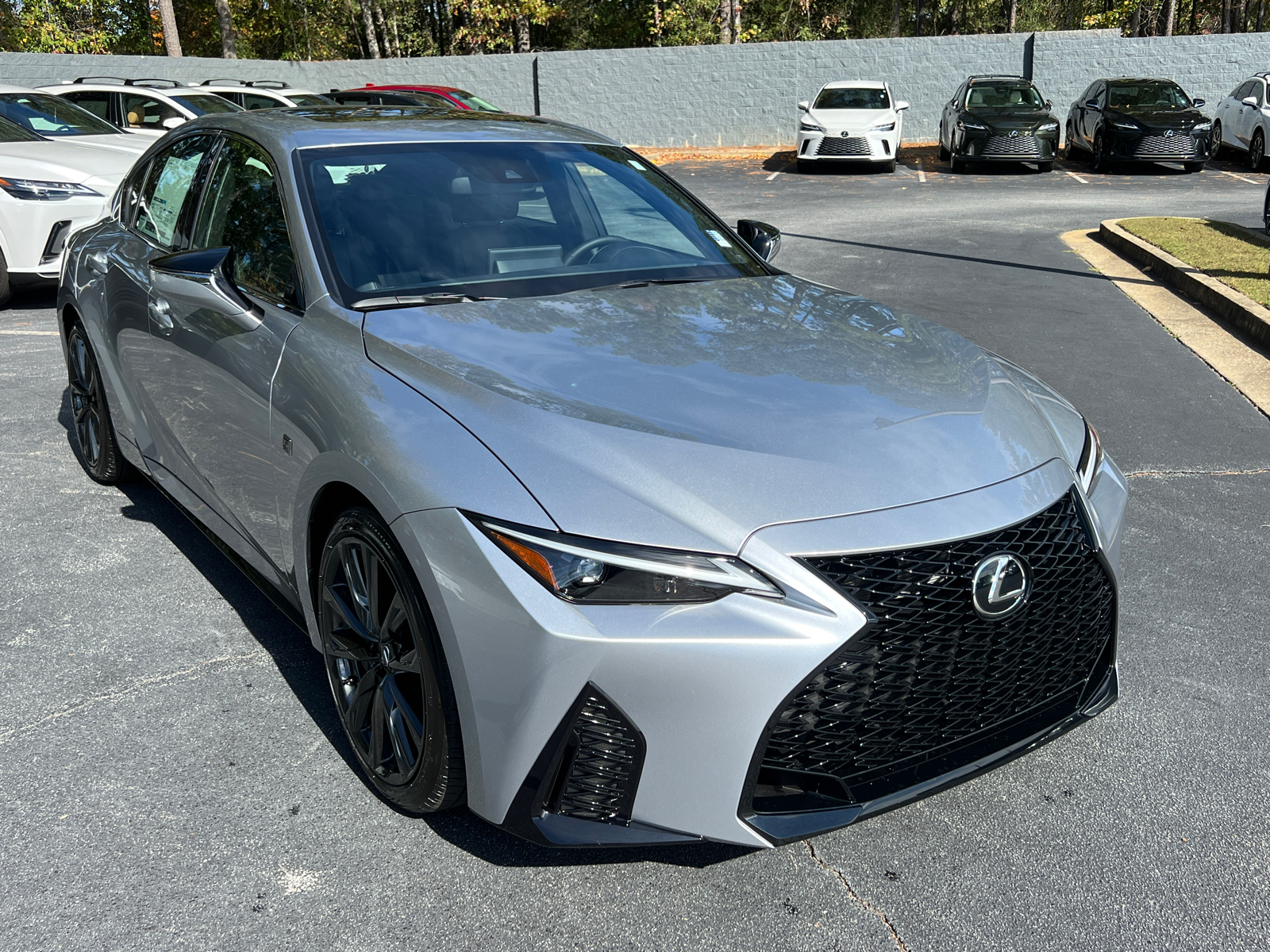 2024 LEXUS IS 350 F SPORT Design 4