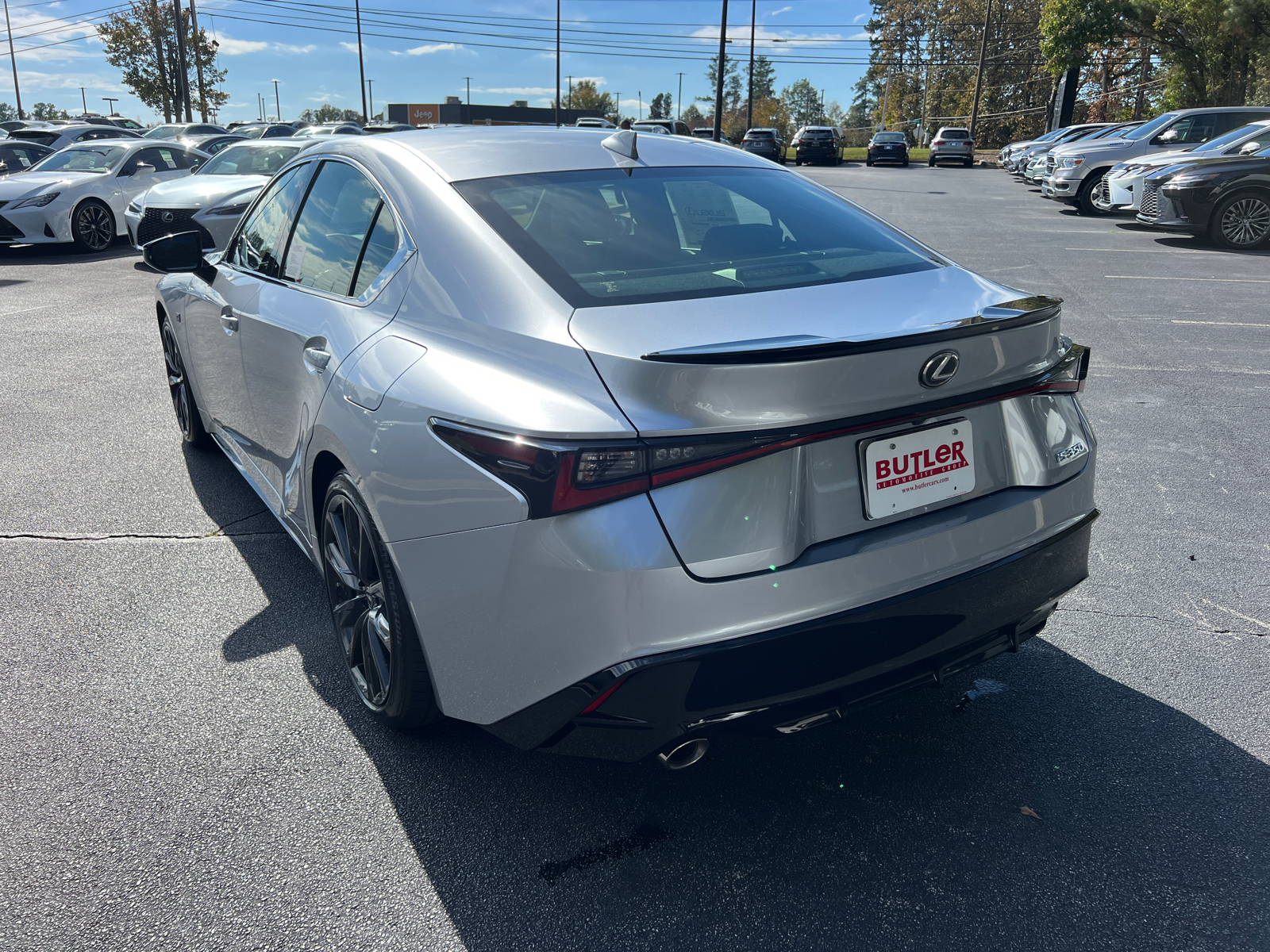 2024 LEXUS IS 350 F SPORT Design 8