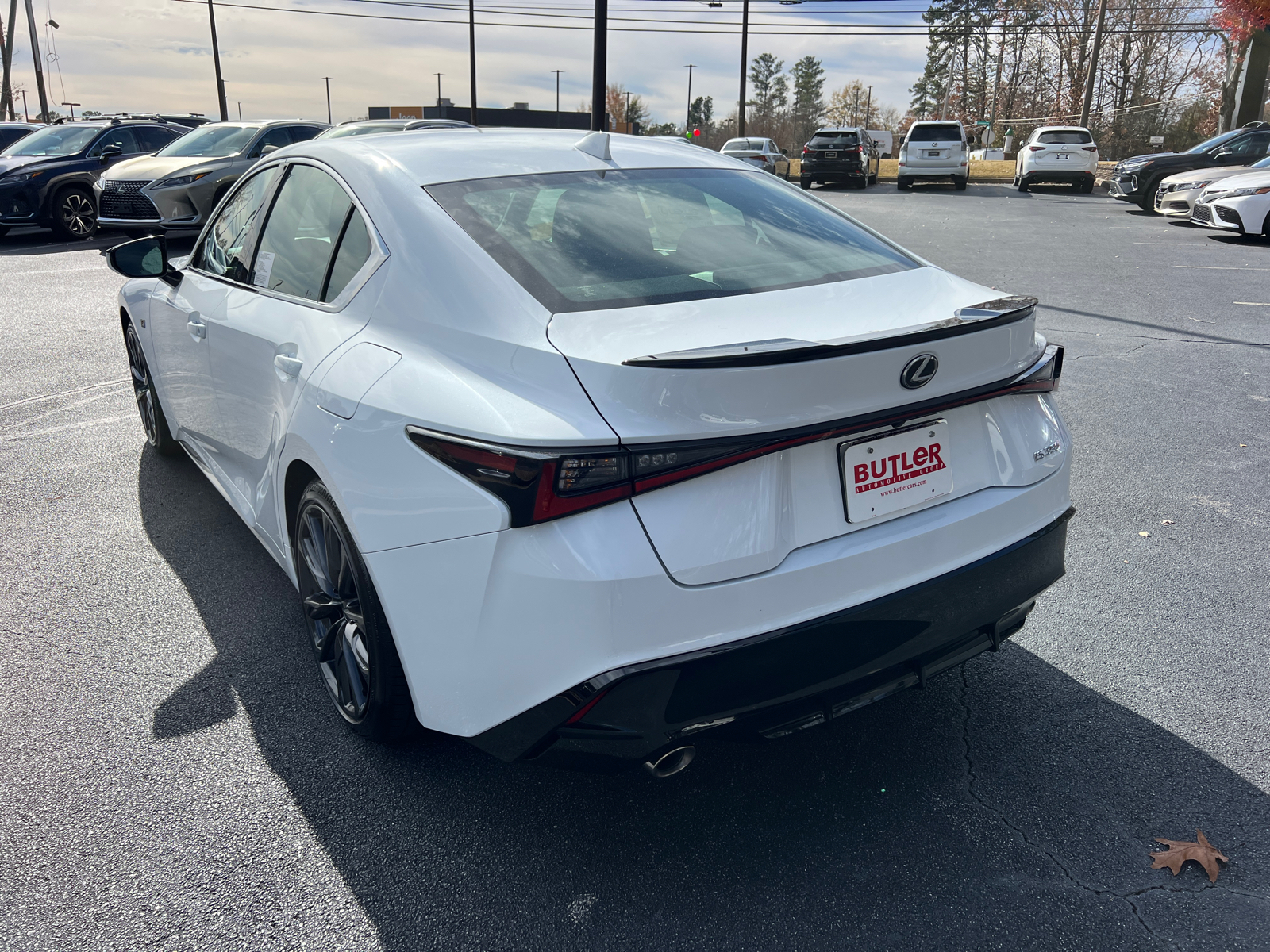 2024 Lexus IS IS 350 F SPORT Design 8