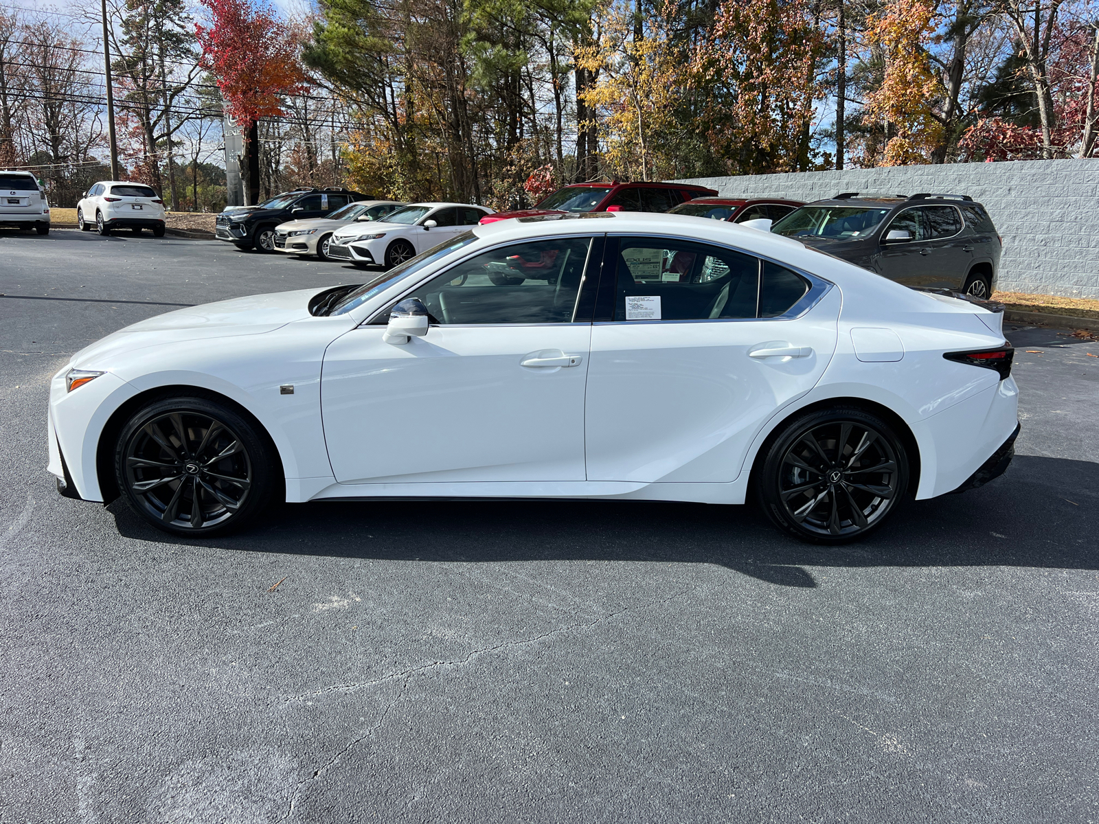 2024 Lexus IS IS 350 F SPORT Design 9