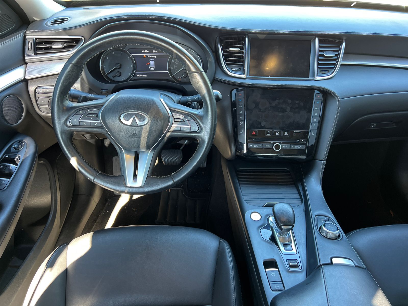 2021 INFINITI QX50 LUXE 24