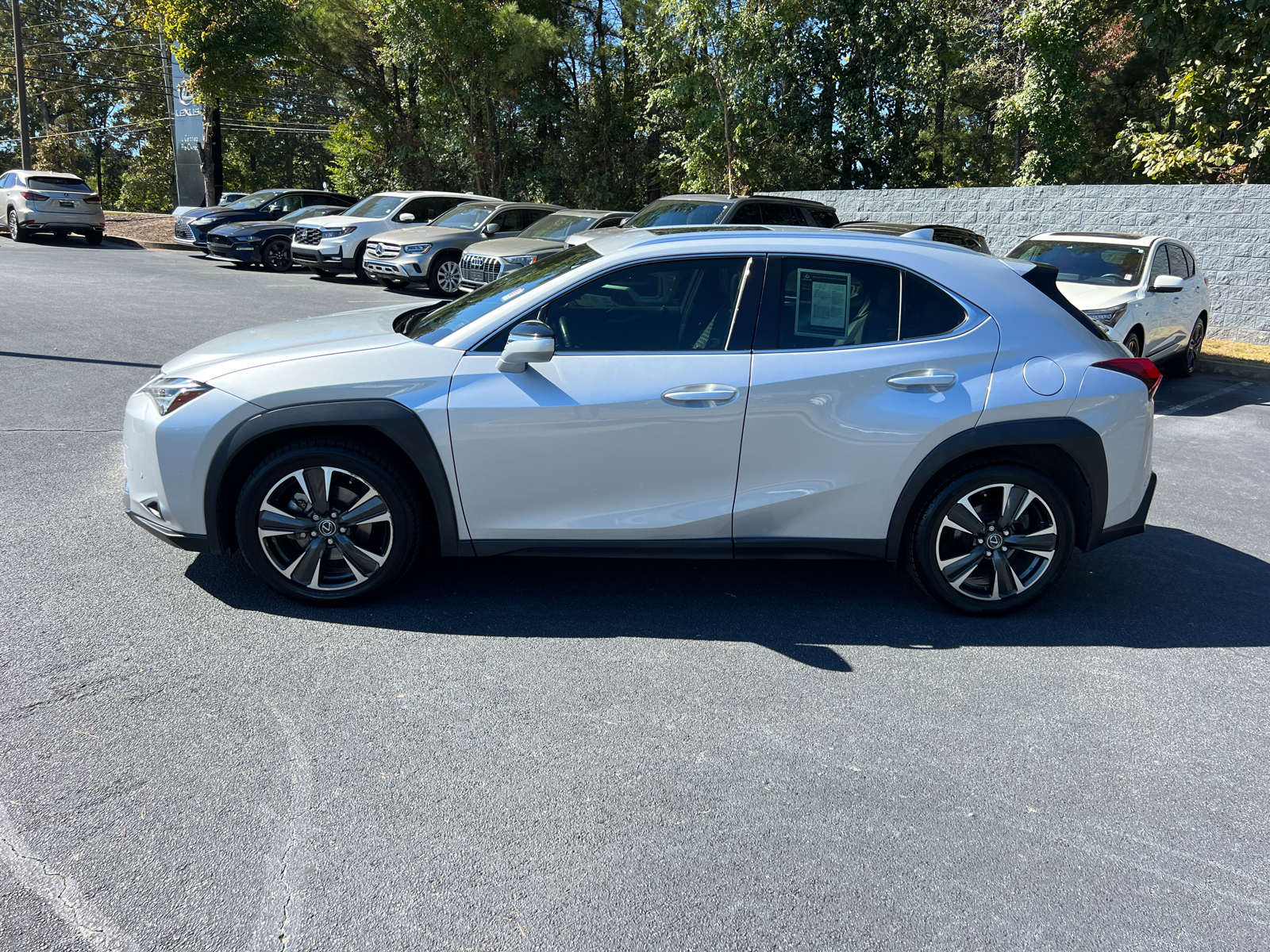 2019 Lexus UX UX 200 Premium 9