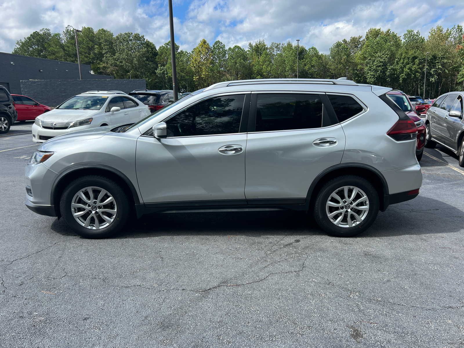 2018 Nissan Rogue S 9