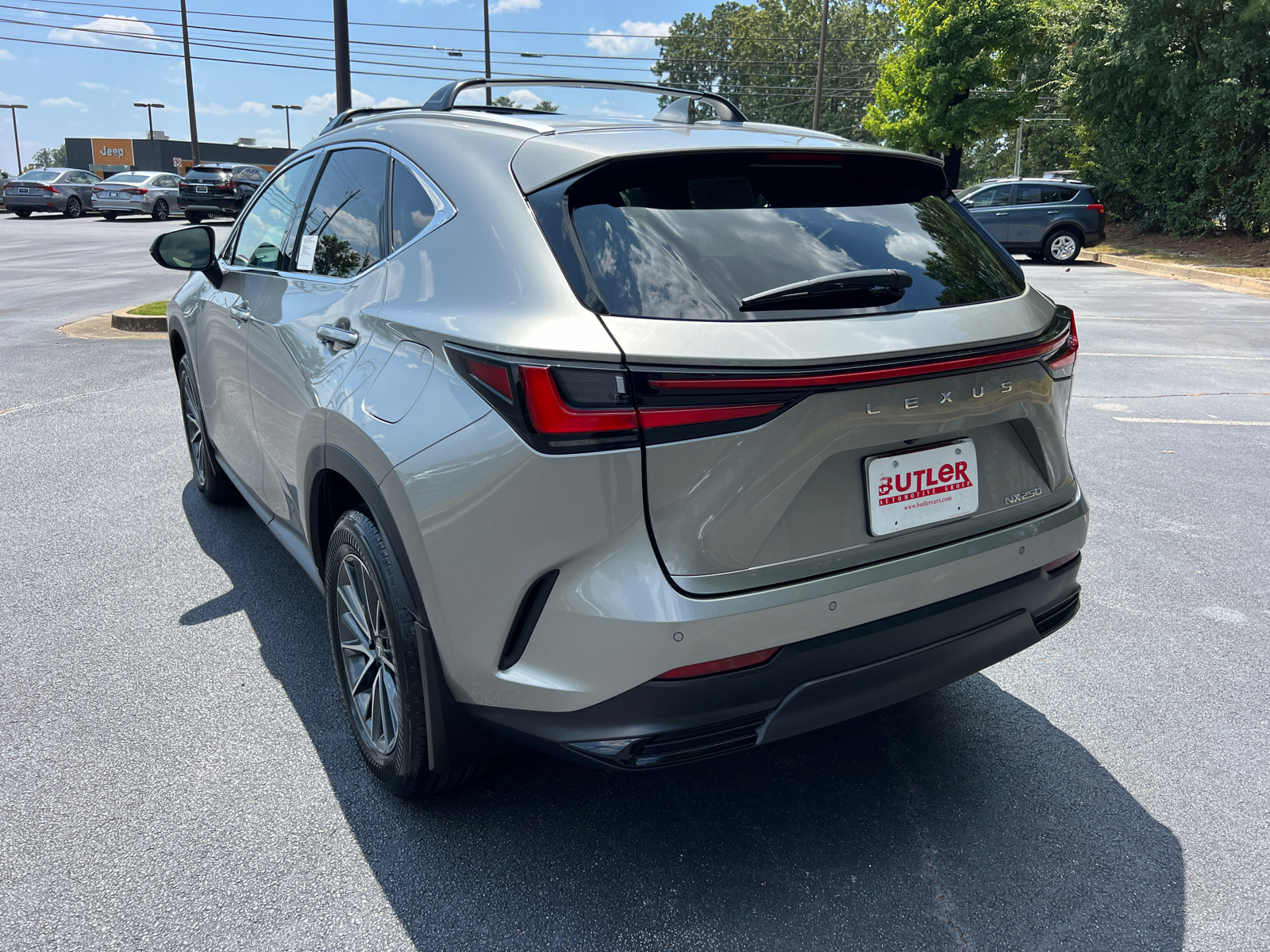 2025 Lexus NX NX 250 Premium 8