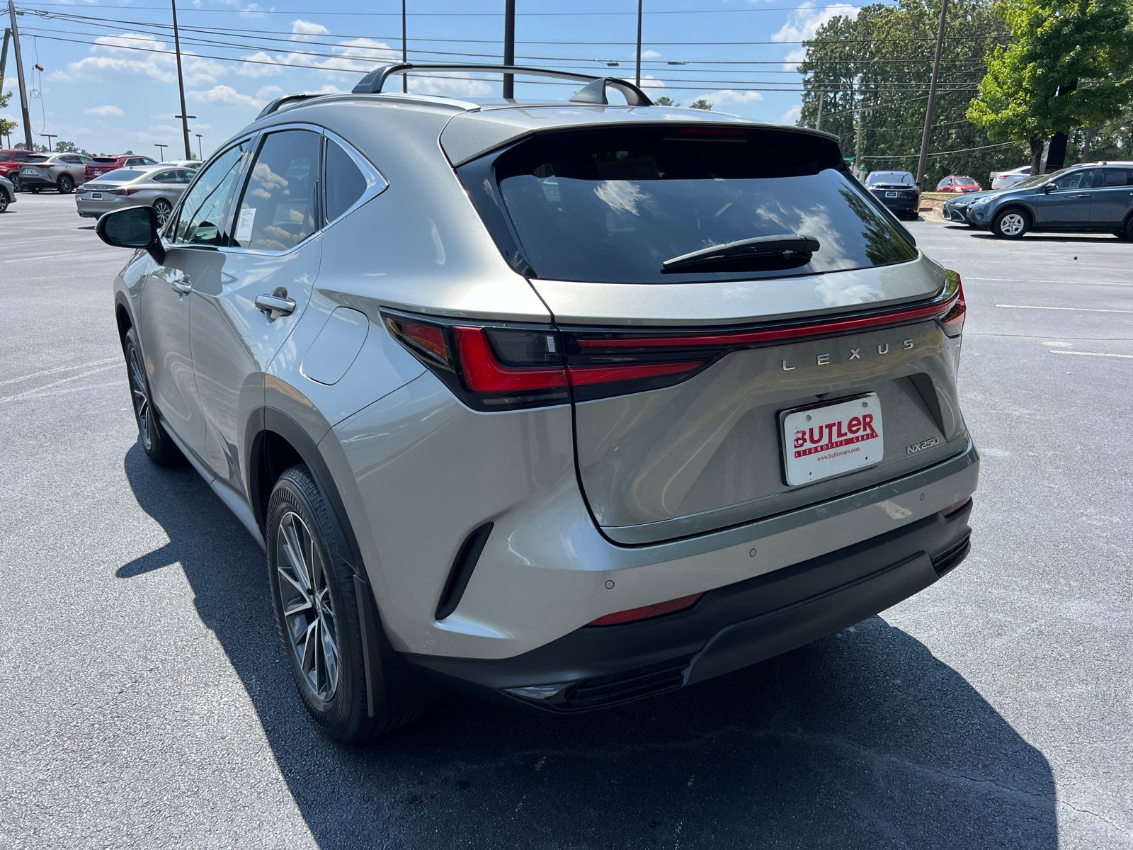 2025 Lexus NX NX 250 Premium 8