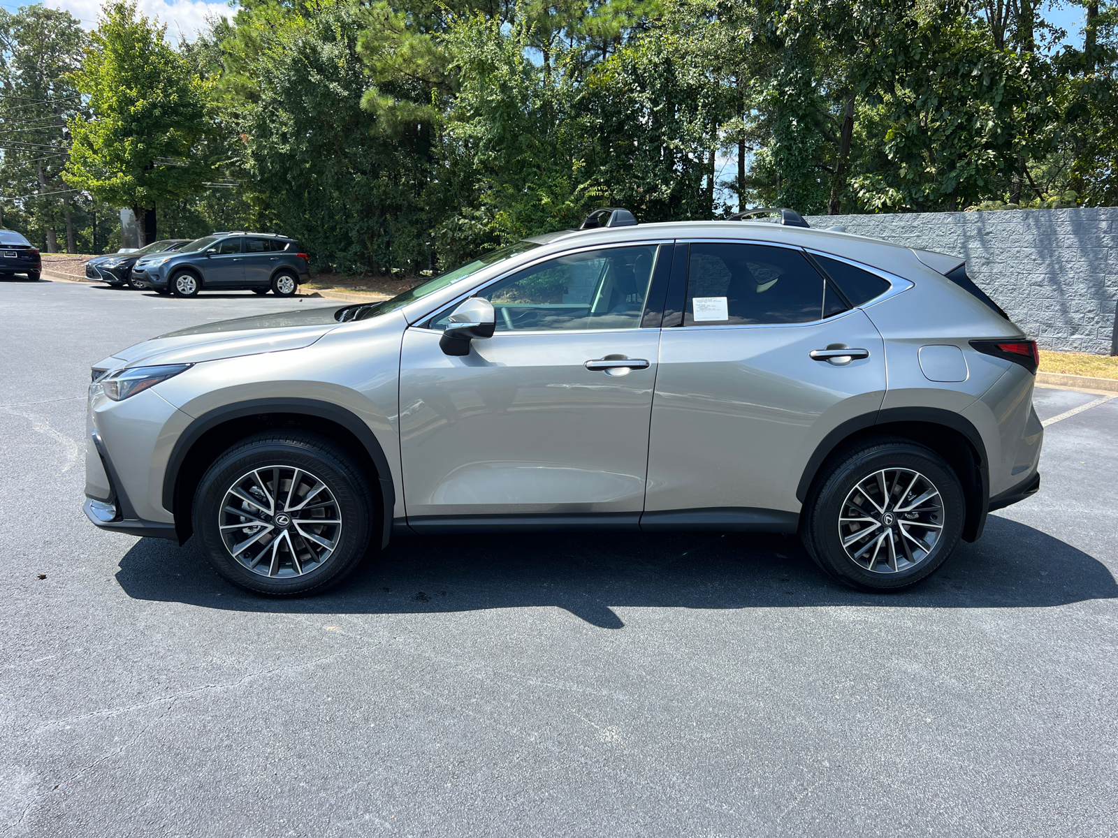 2025 Lexus NX NX 250 Premium 9