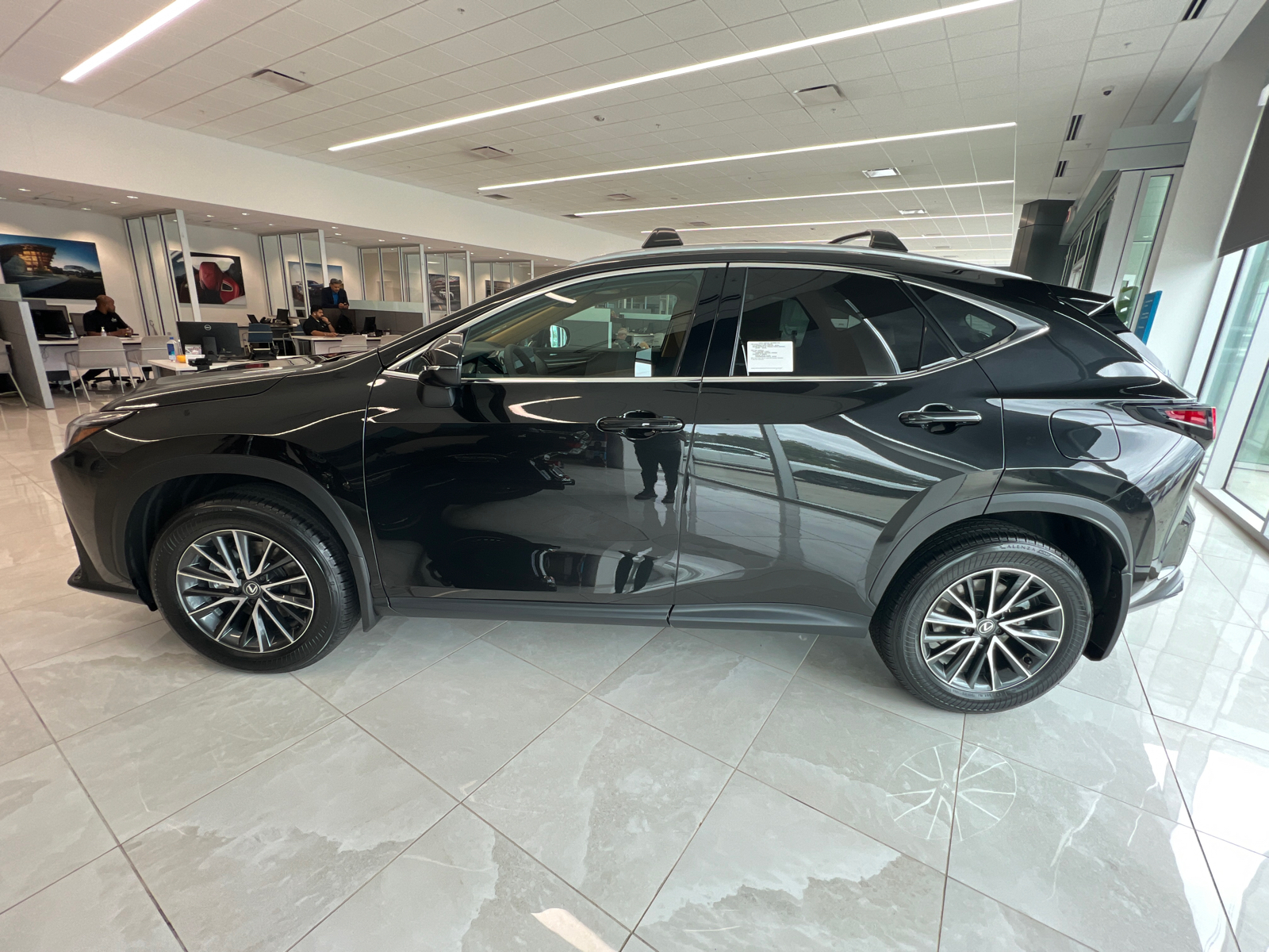 2025 Lexus NX NX 250 Premium 9