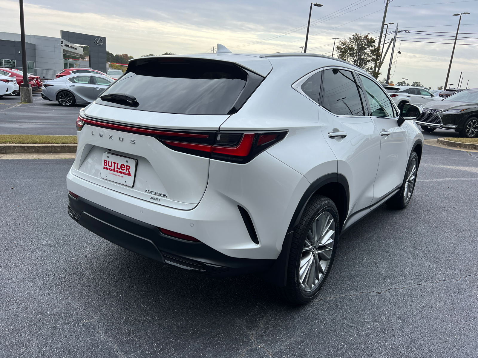 2025 Lexus NX NX 350h Premium 6