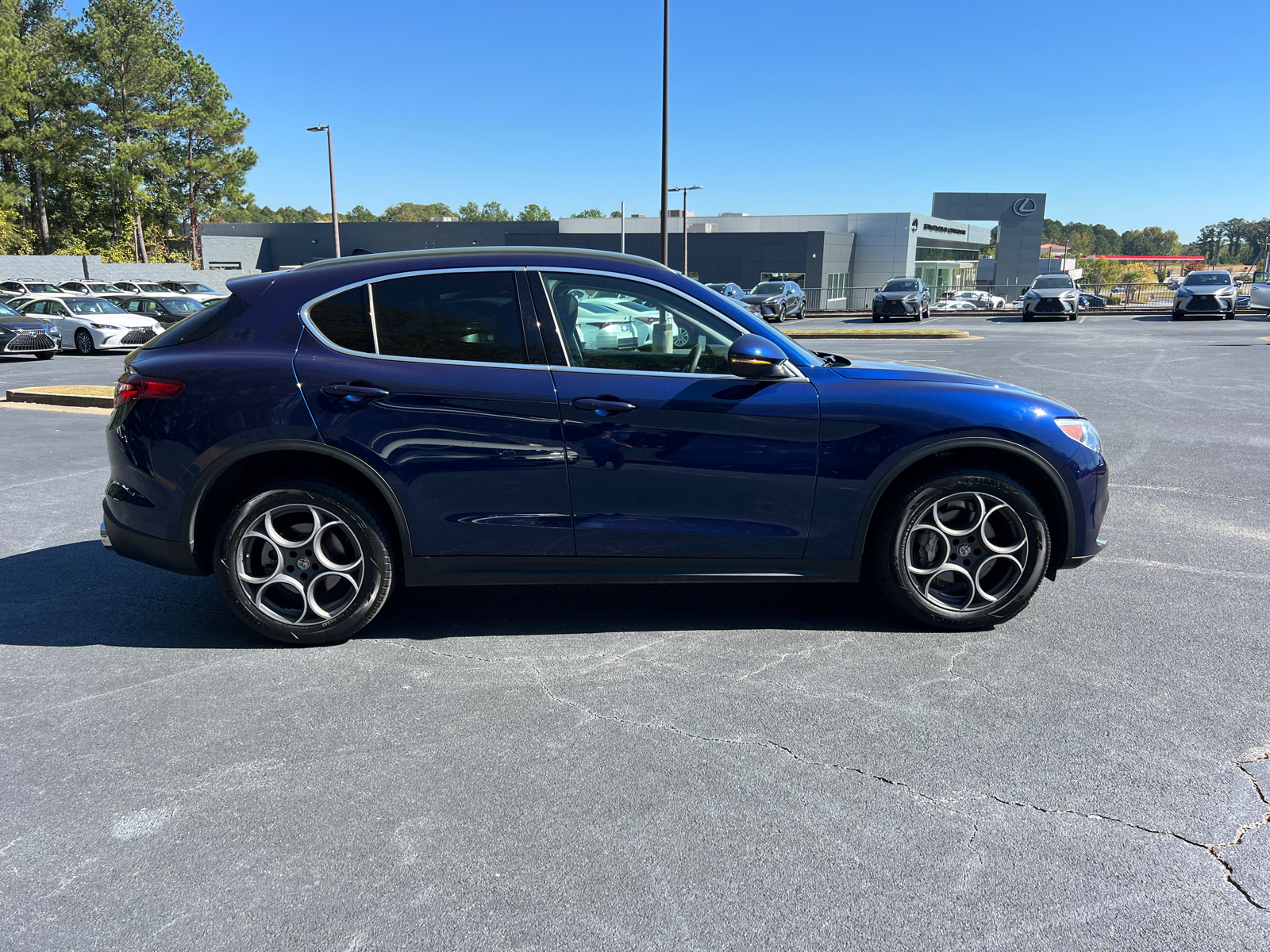 2018 Alfa Romeo Stelvio  5