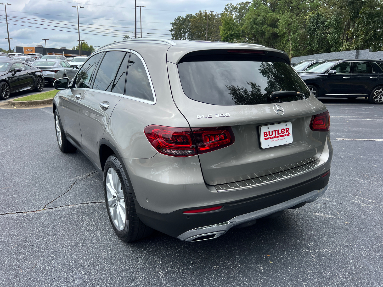 2020 Mercedes-Benz GLC GLC 300 8