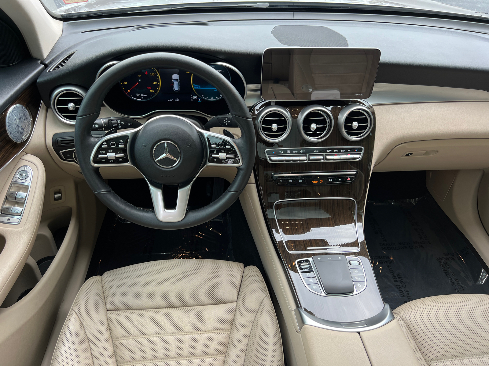 2020 Mercedes-Benz GLC GLC 300 24