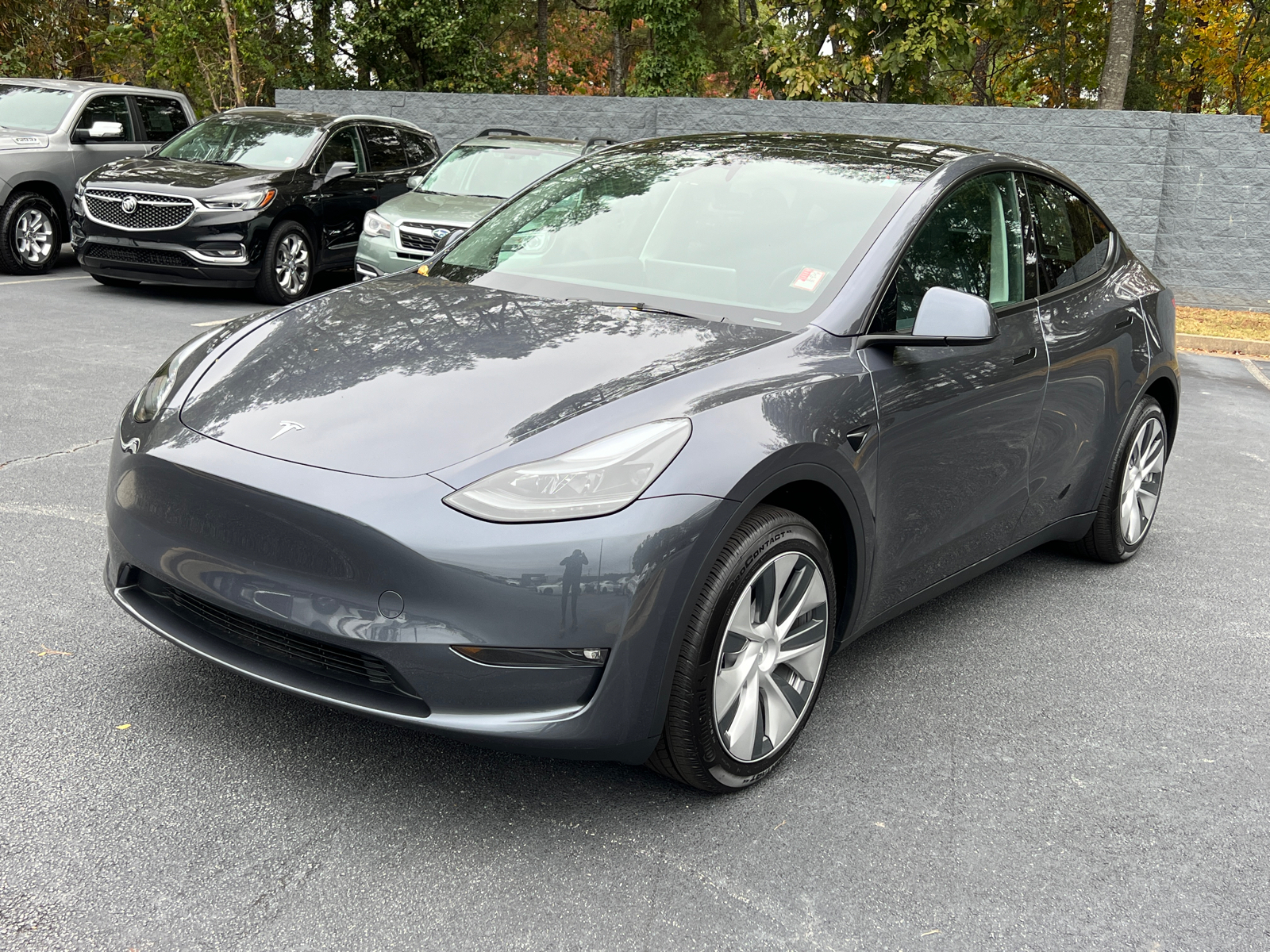 2023 Tesla Model Y  2