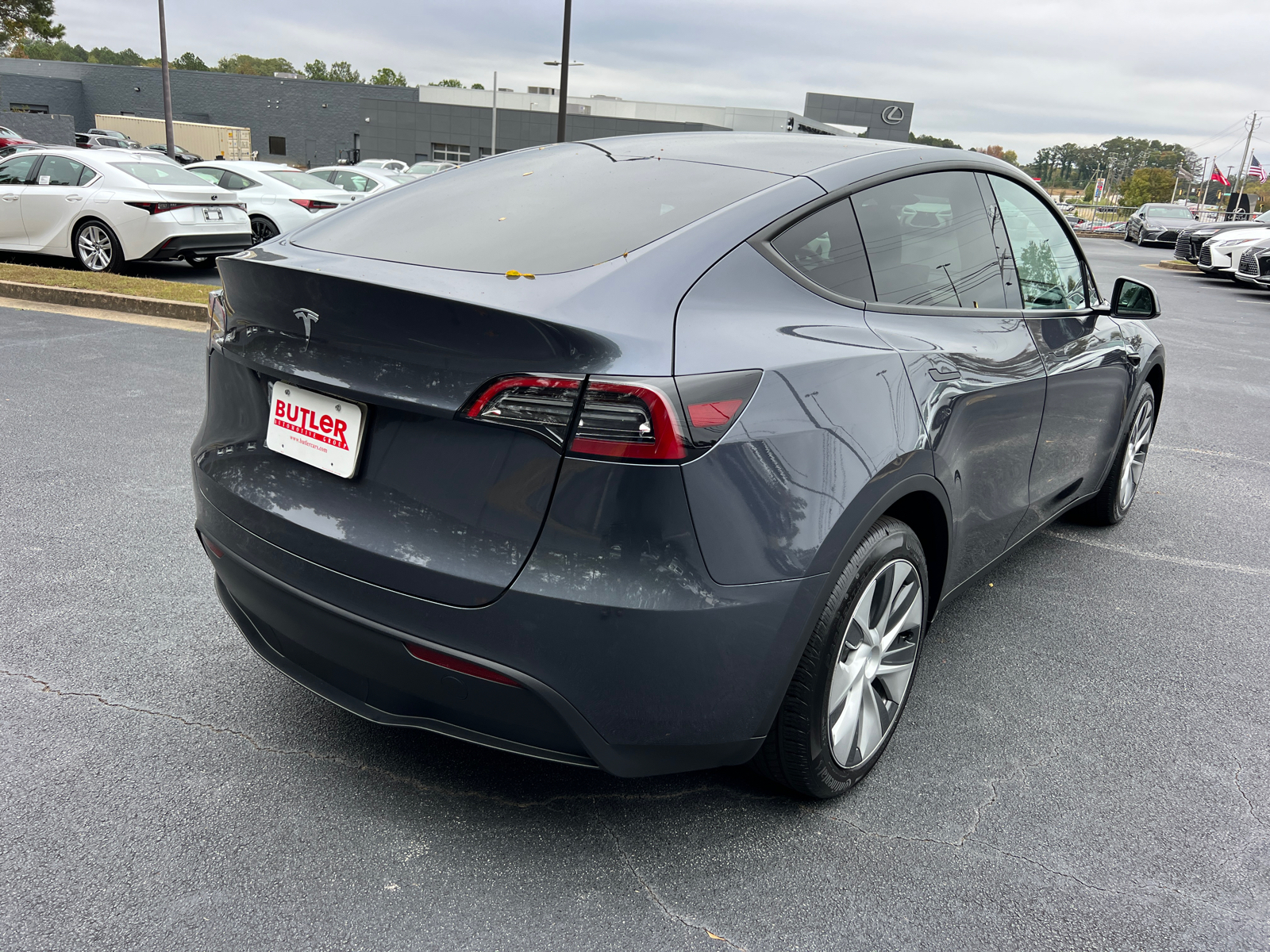 2023 Tesla Model Y  6