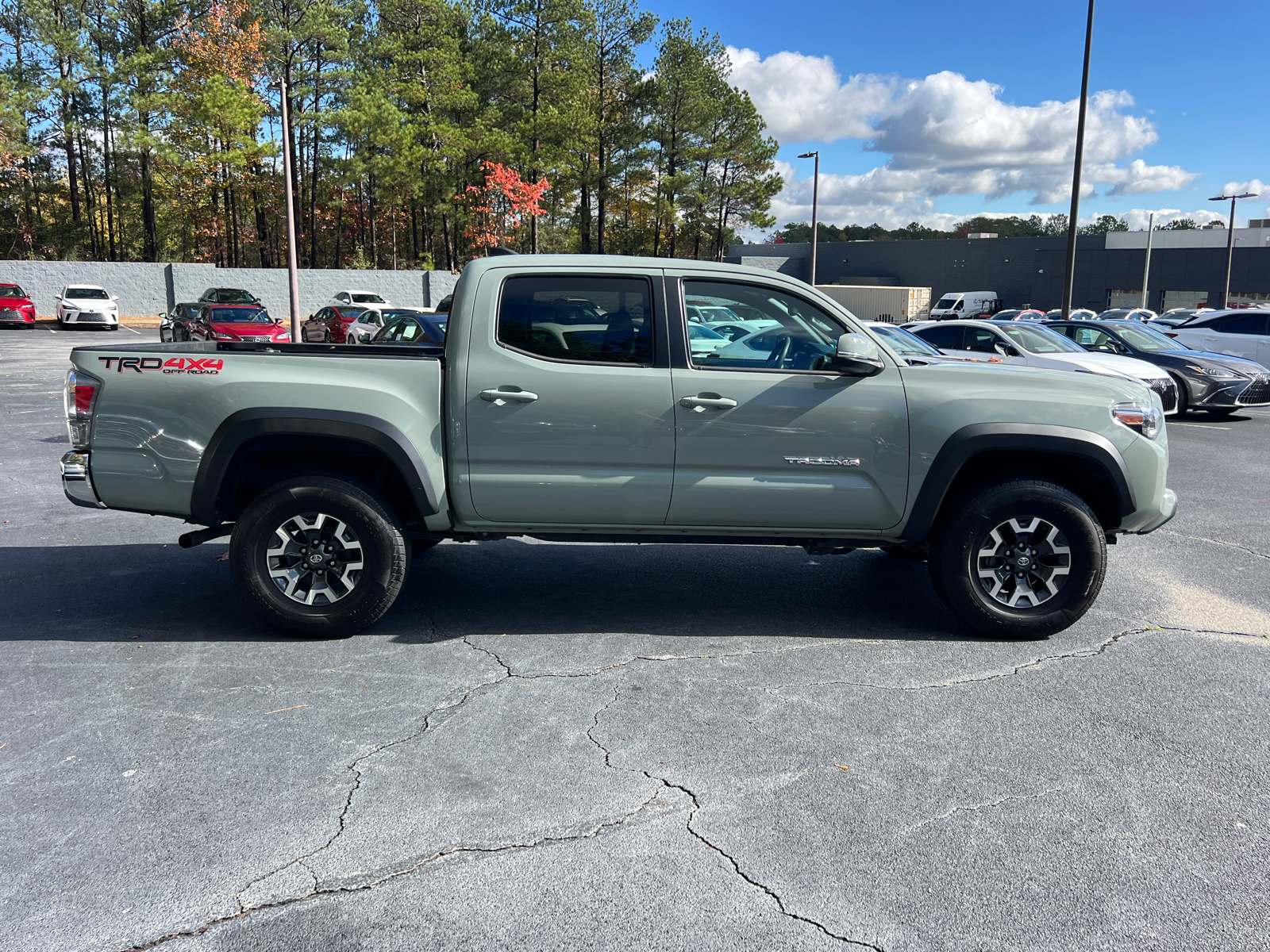 2022 Toyota Tacoma 4WD TRD Off Road 5