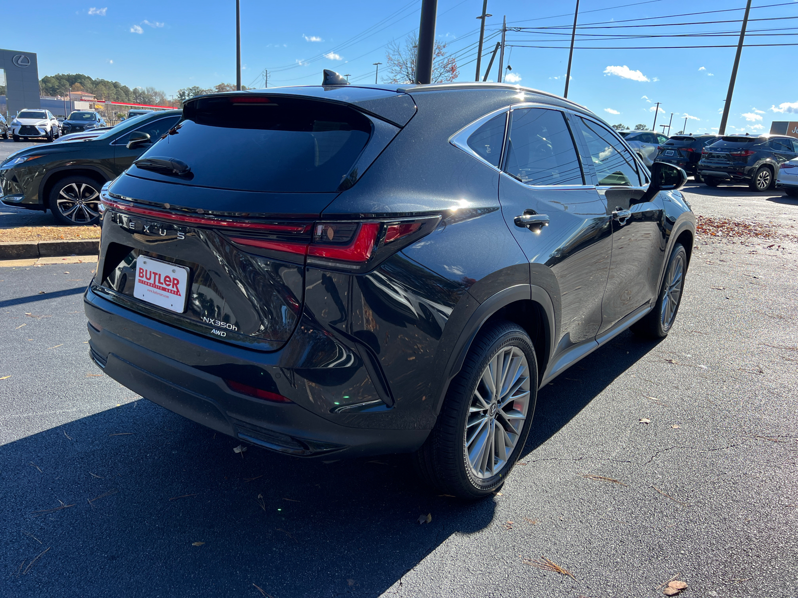 2022 Lexus NX NX 350h Luxury 6