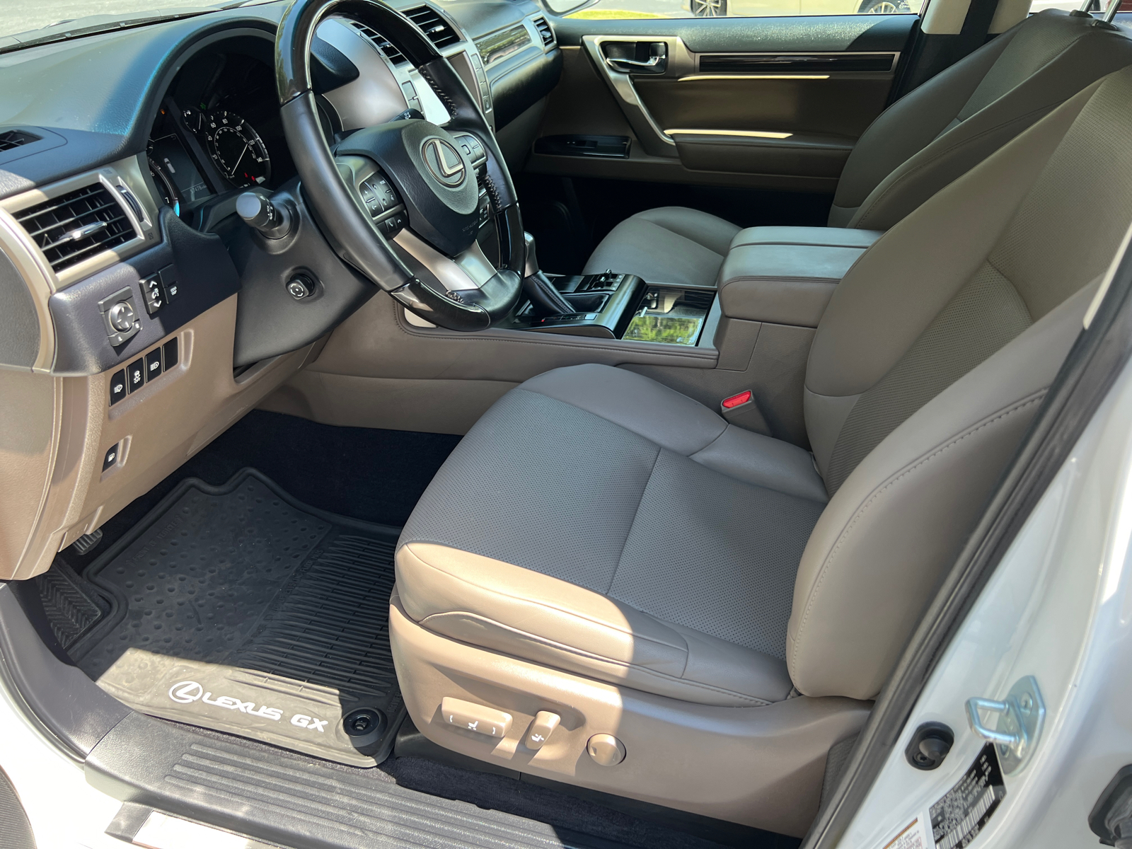 2020 Lexus GX GX 460 Premium 10