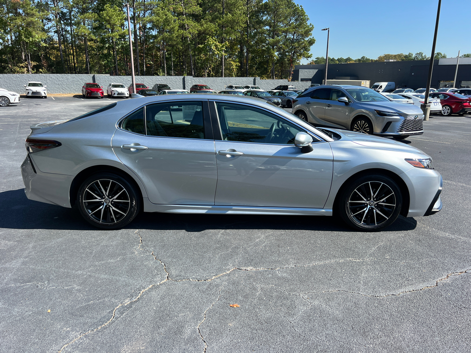 2024 Toyota Camry SE 5