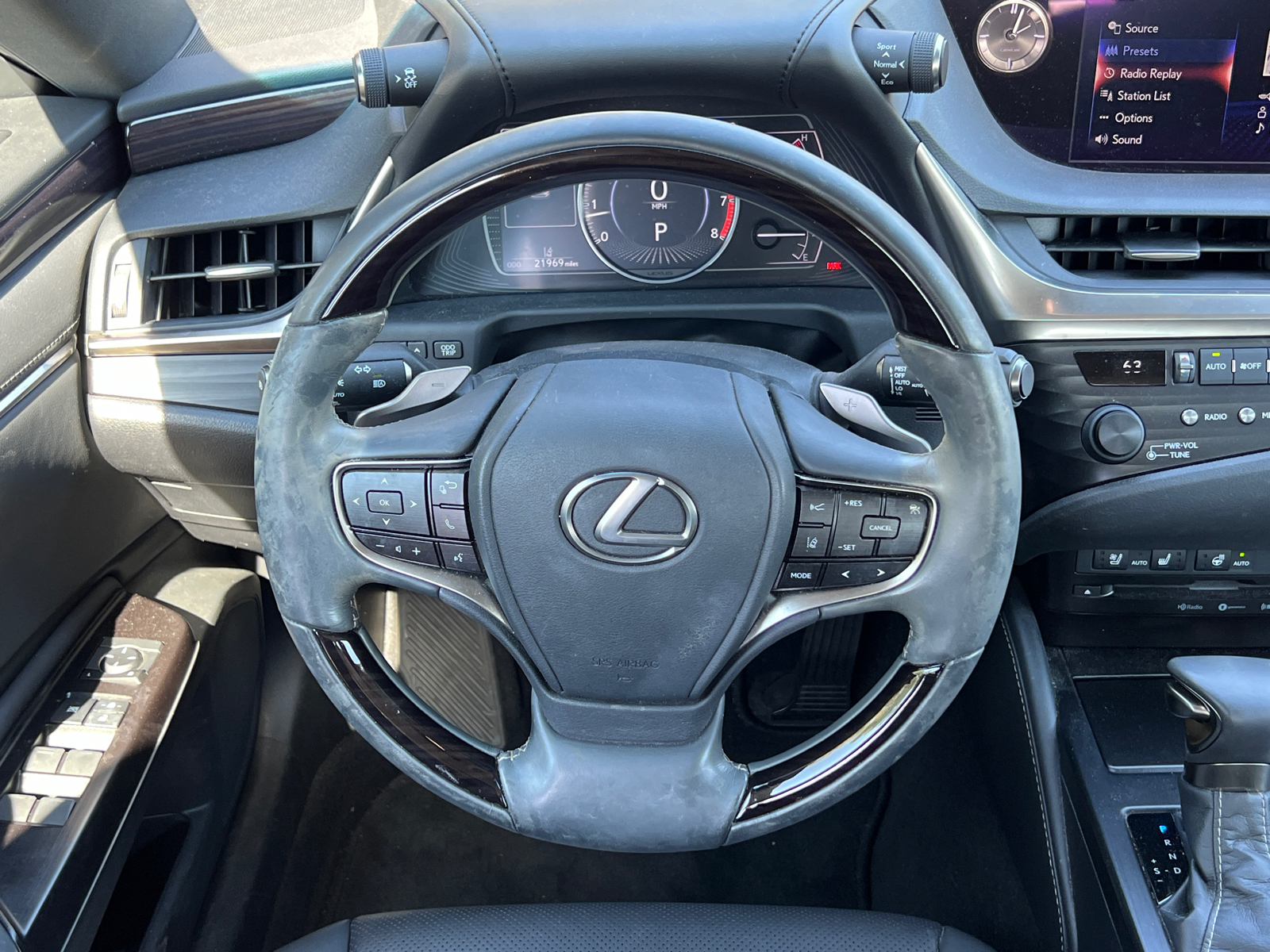 2019 Lexus ES ES 350 24