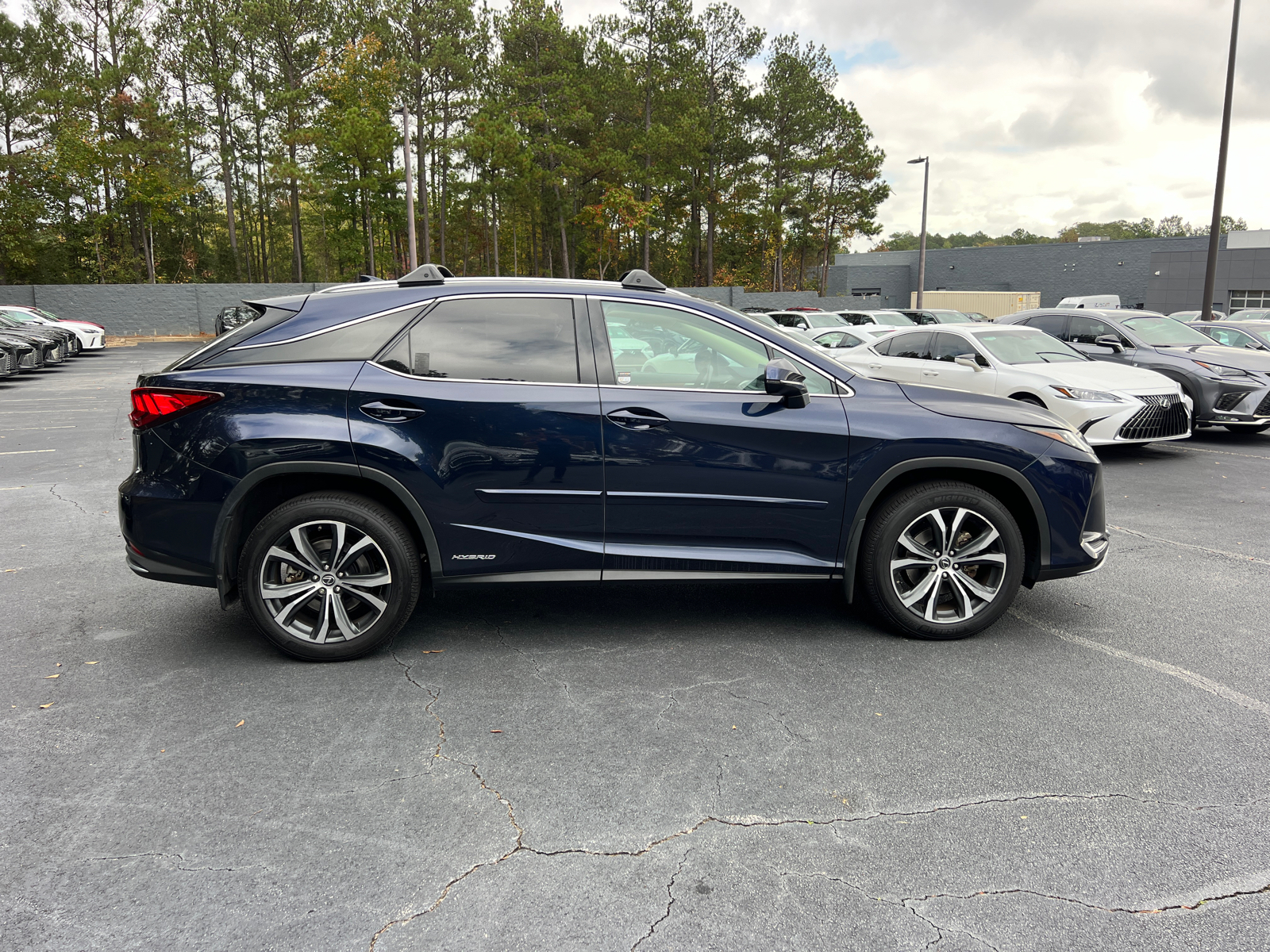 2022 Lexus RX RX 450h 5