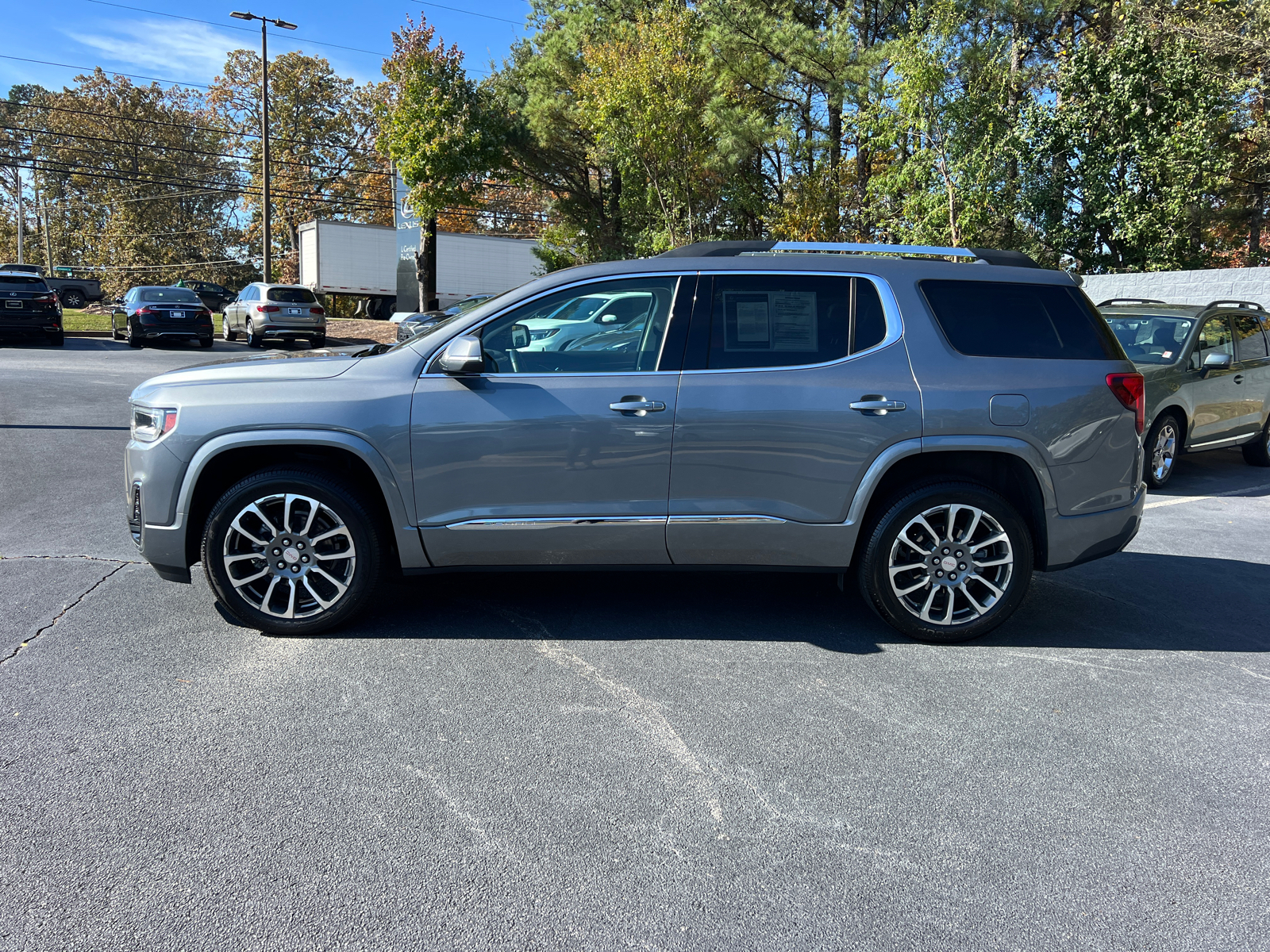 2021 GMC Acadia Denali 9