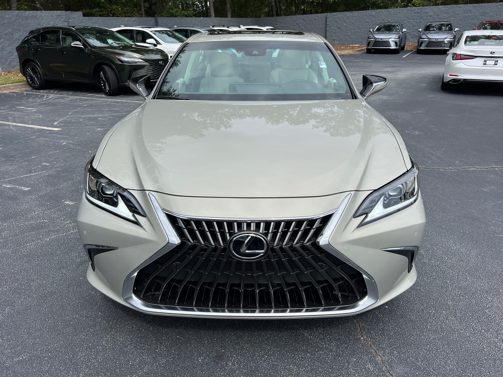 2025 Lexus ES ES 300h 3