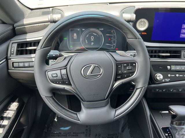 2024 Lexus ES ES 300h Luxury 18