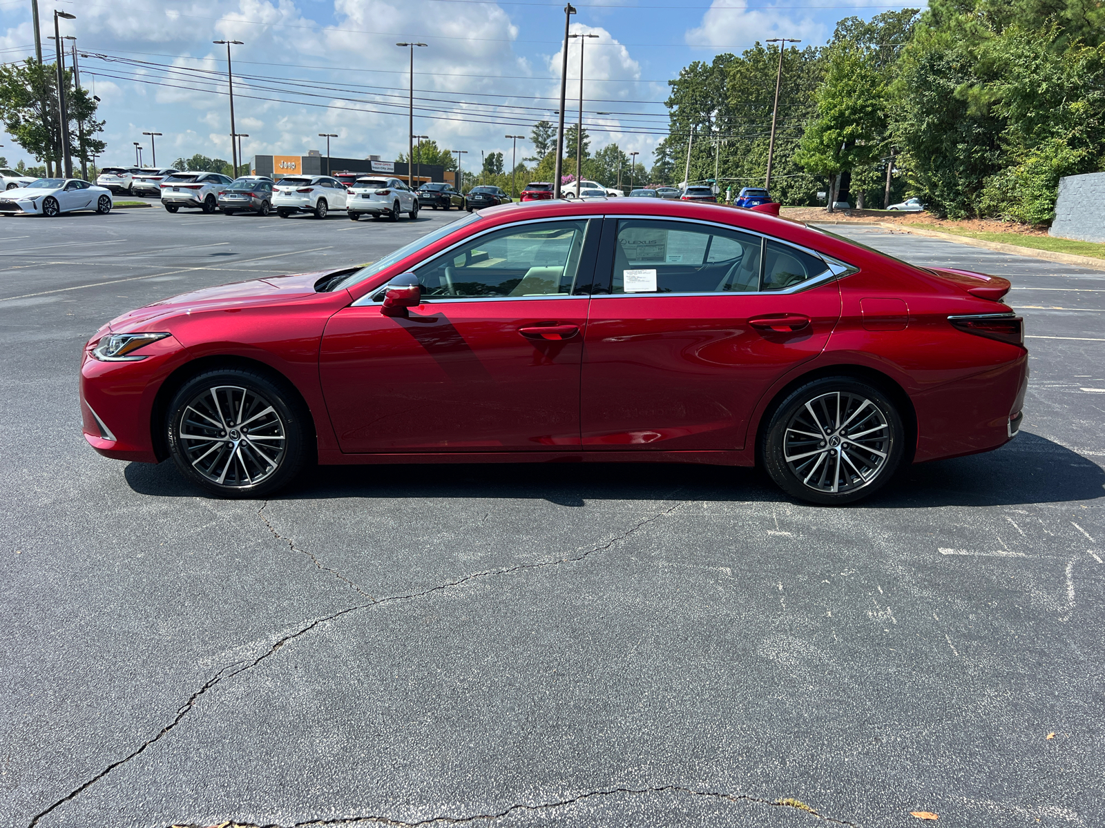 2025 Lexus ES ES 300h 9