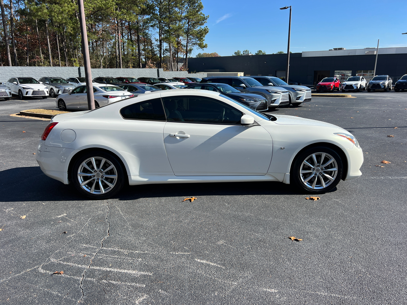 2014 INFINITI Q60 Coupe Journey 5