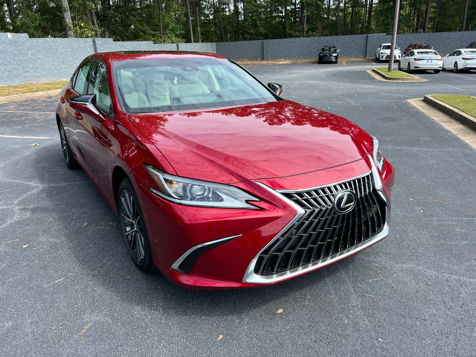 2025 Lexus ES ES 300h 4