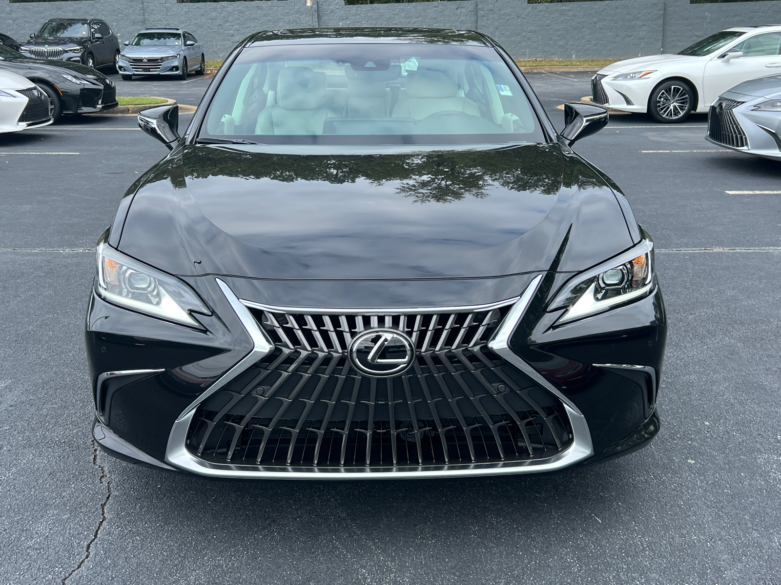 2025 Lexus ES ES 300h 3