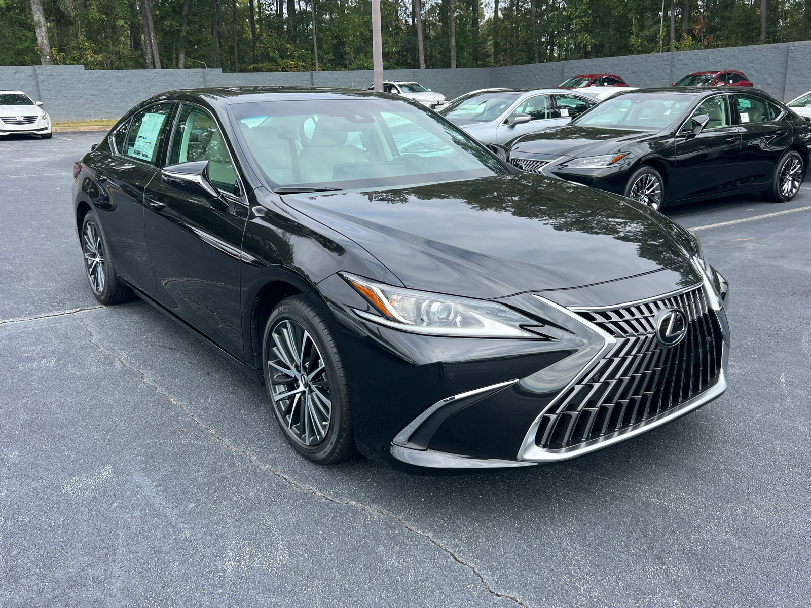 2025 Lexus ES ES 300h 4