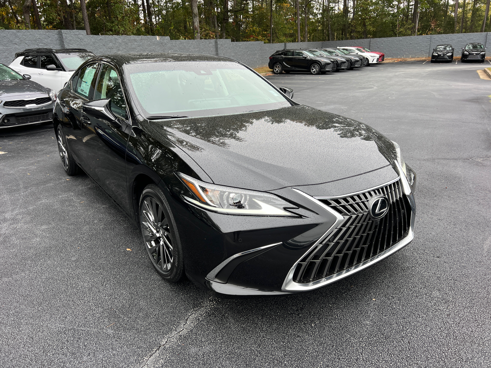 2025 Lexus ES ES 300h Luxury 3