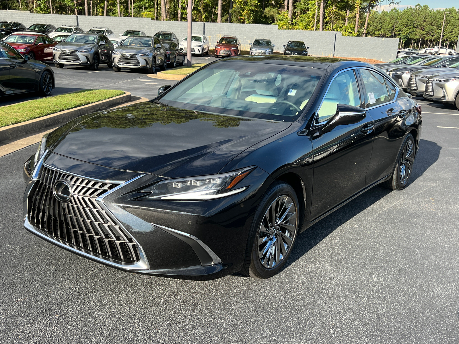 2025 Lexus ES ES 350 Ultra Luxury 2