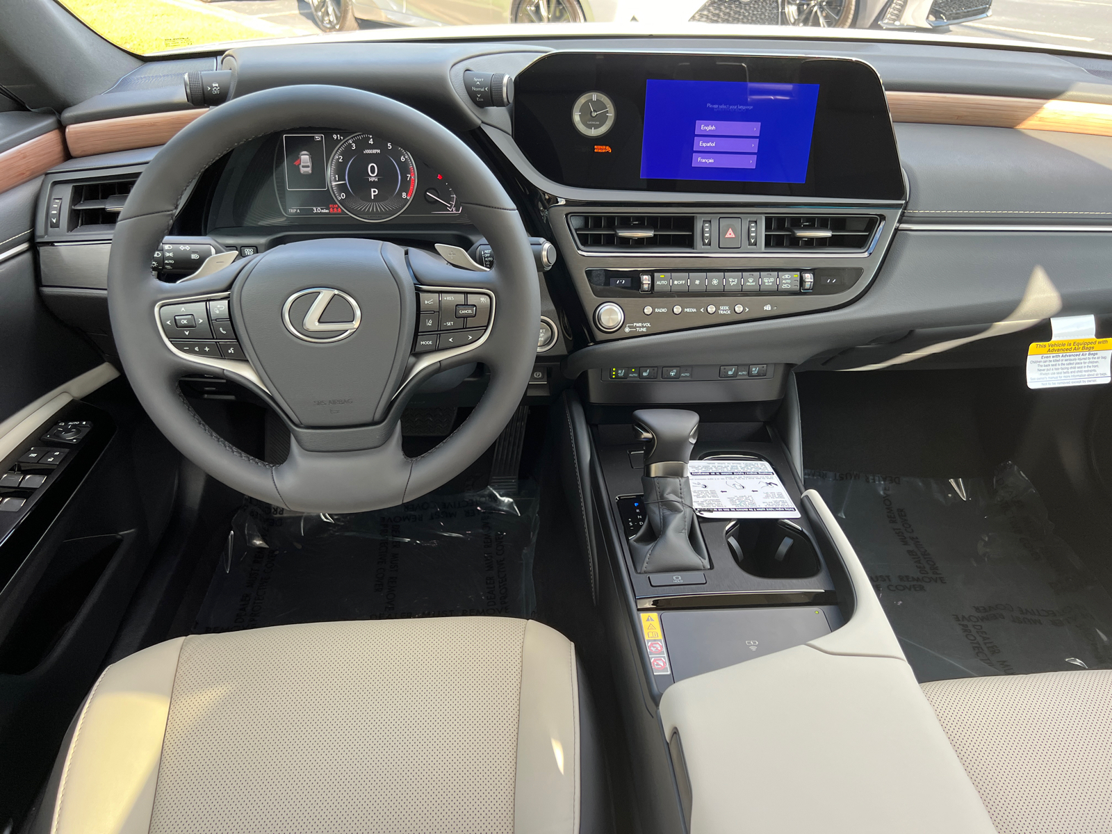 2025 Lexus ES ES 350 17