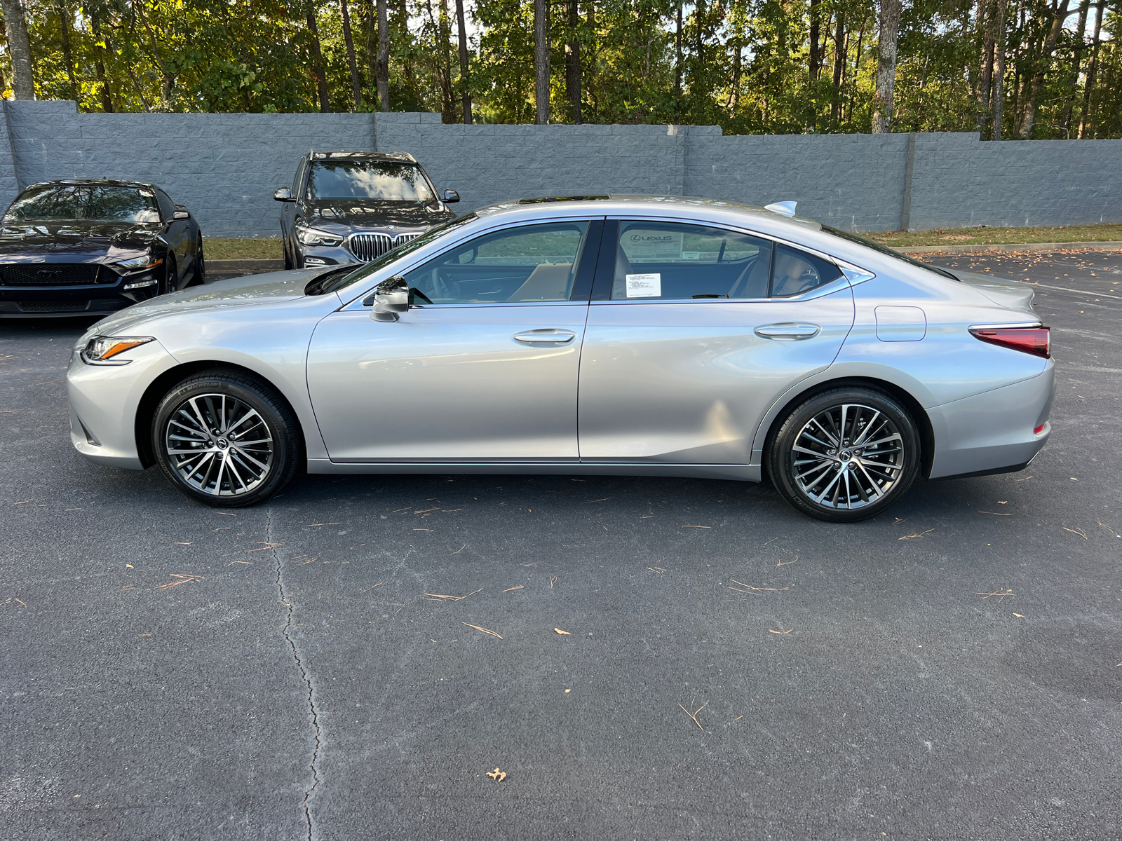 2025 Lexus ES ES 350 9