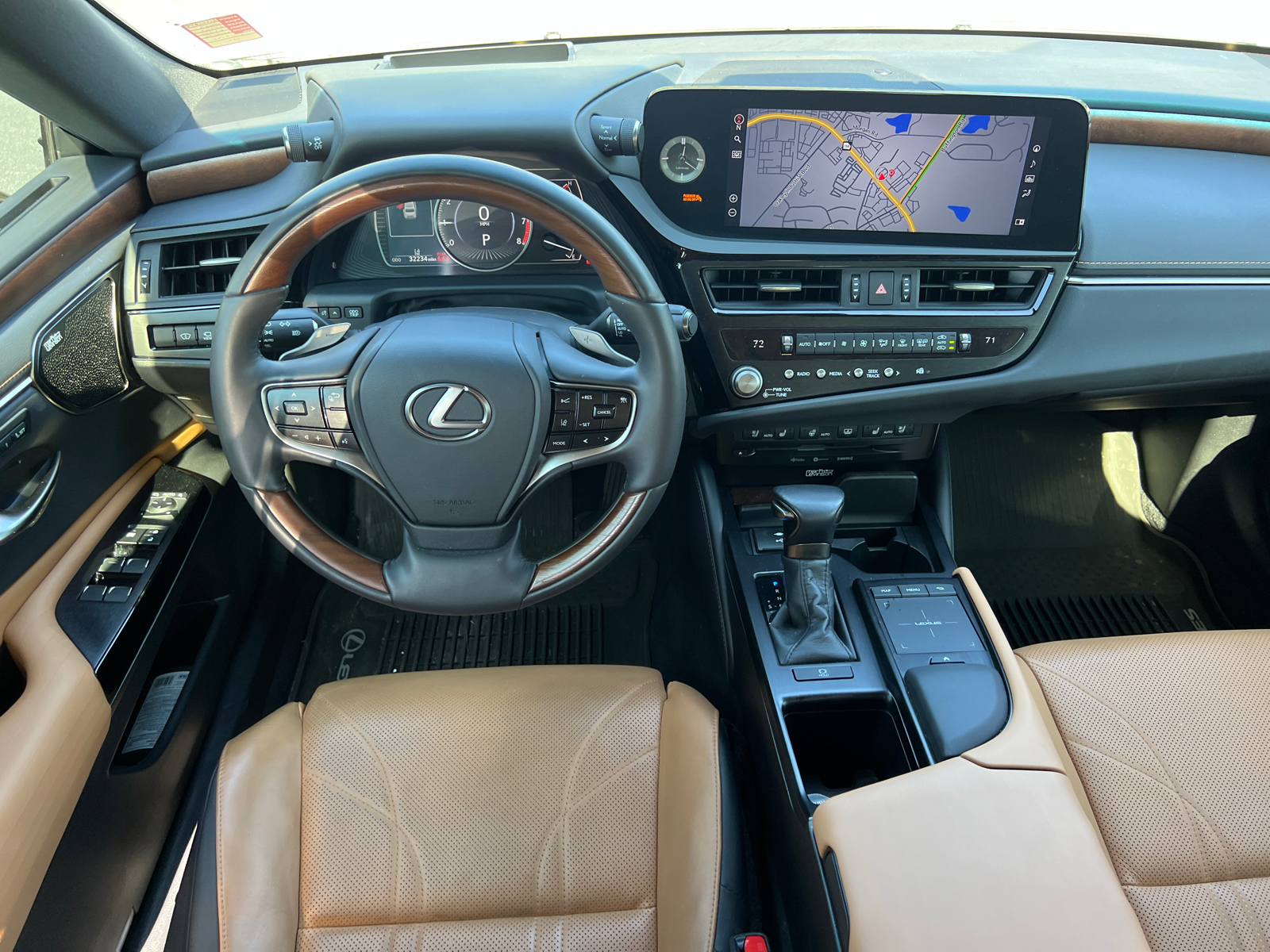 2022 Lexus ES ES 350 Ultra Luxury 24