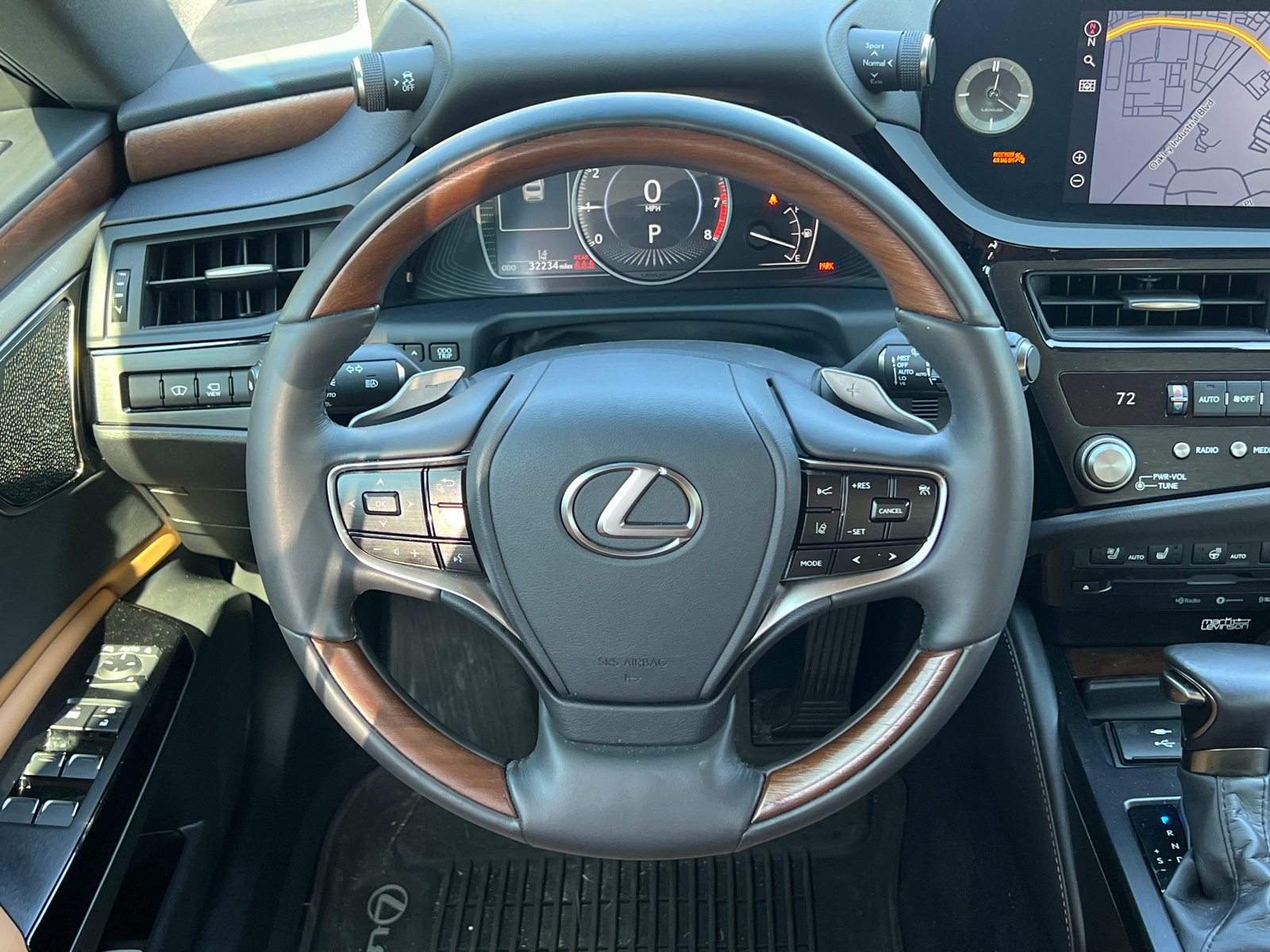 2022 Lexus ES ES 350 Ultra Luxury 25