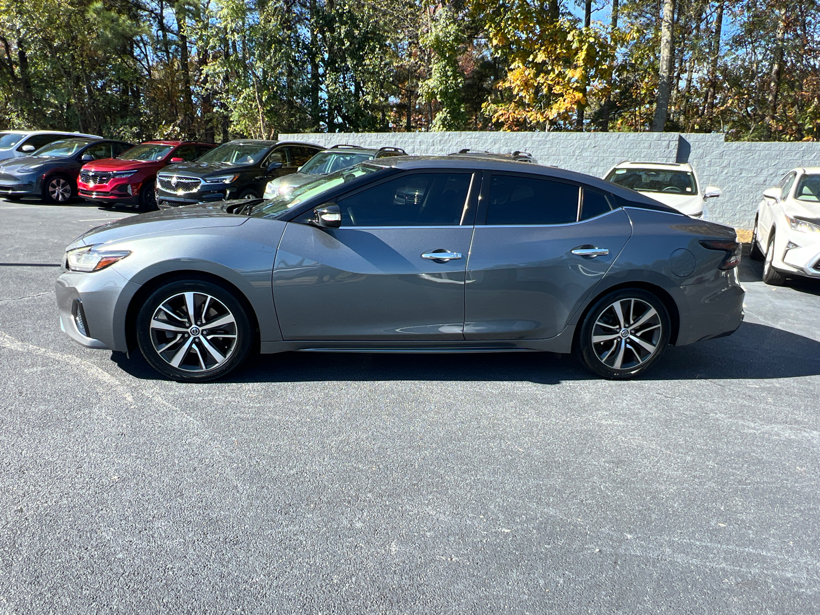 2020 Nissan Maxima SV 9