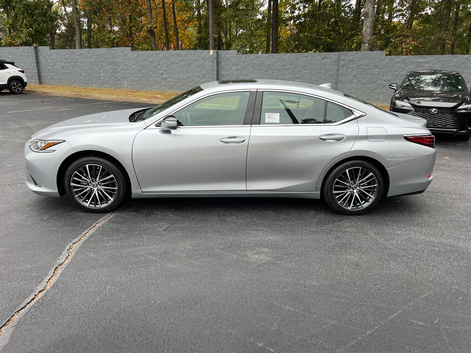 2025 Lexus ES ES 350 9