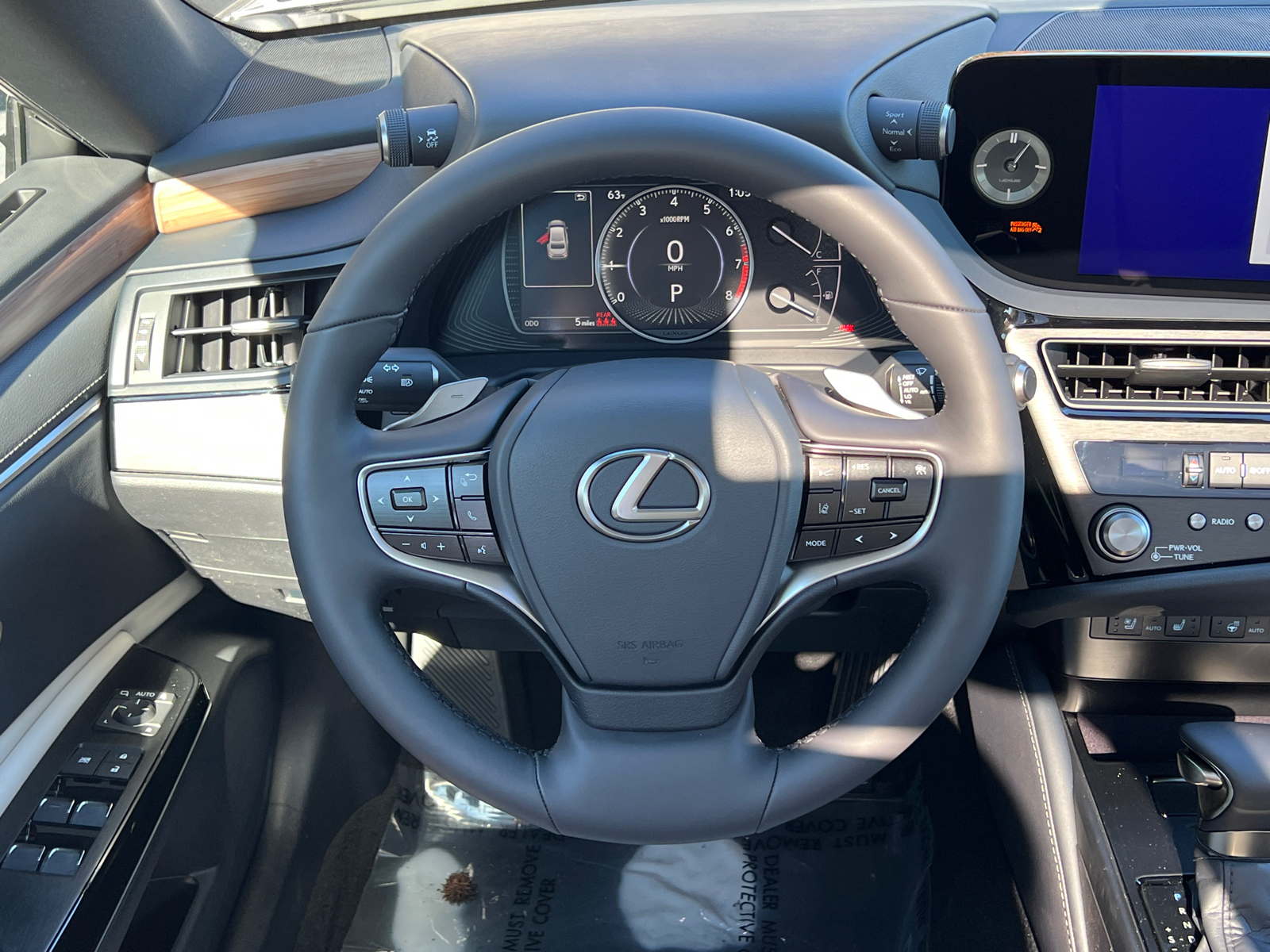 2025 Lexus ES ES 350 18