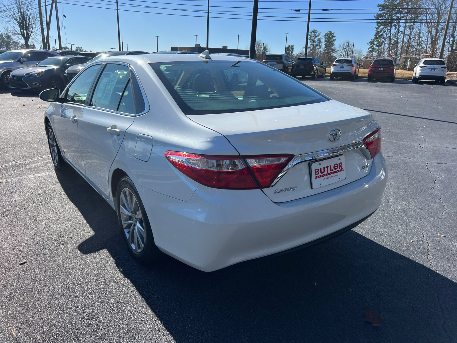 2017 Toyota Camry XLE 8