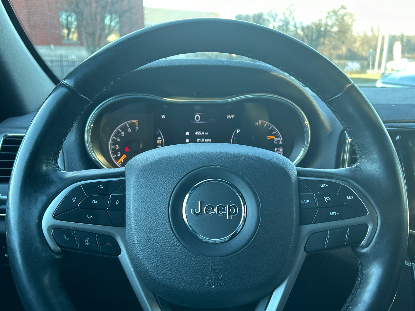 2019 Jeep Grand Cherokee Limited 11