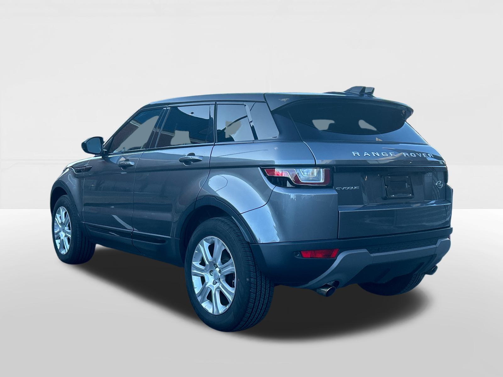 2017 Land Rover Range Rover Evoque SE 4