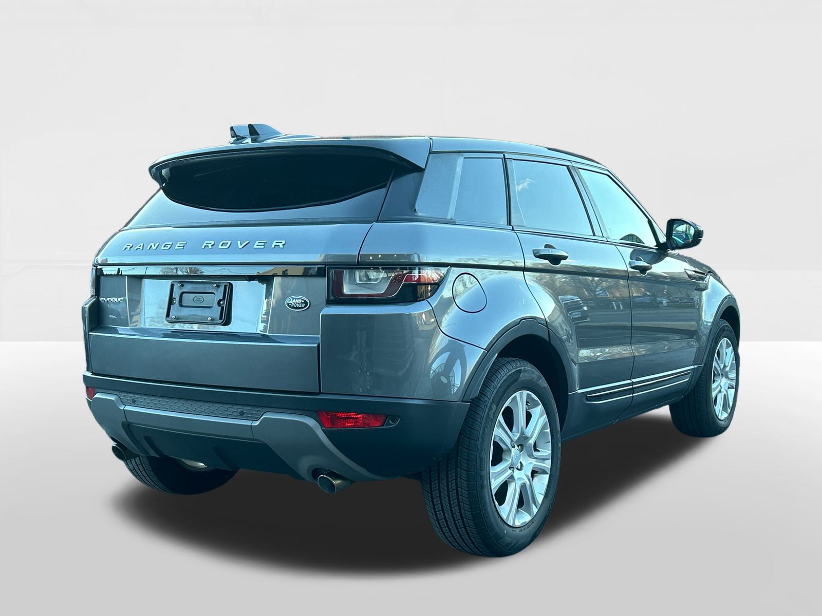 2017 Land Rover Range Rover Evoque SE 6