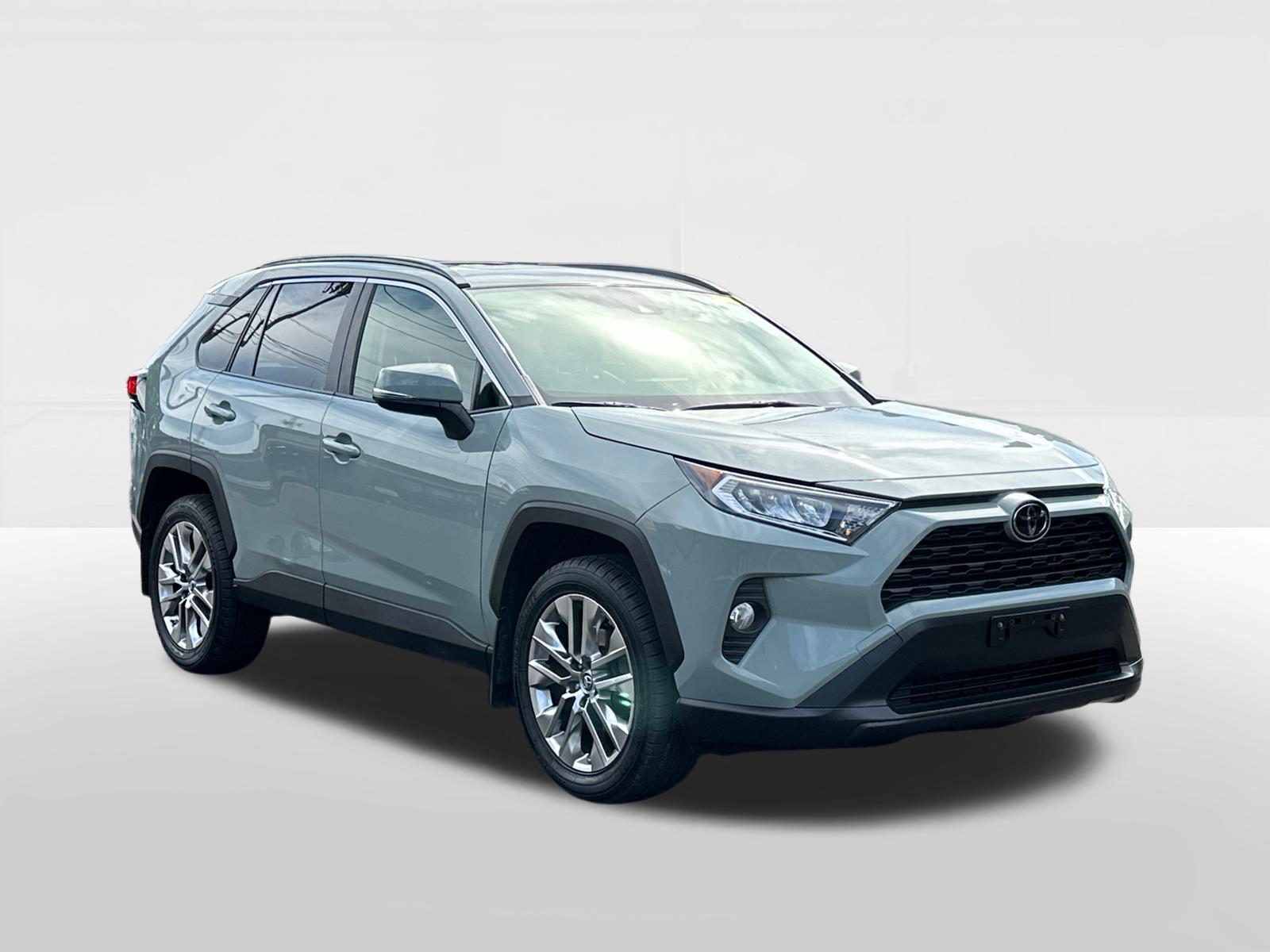 2019 Toyota RAV4 XLE Premium 2