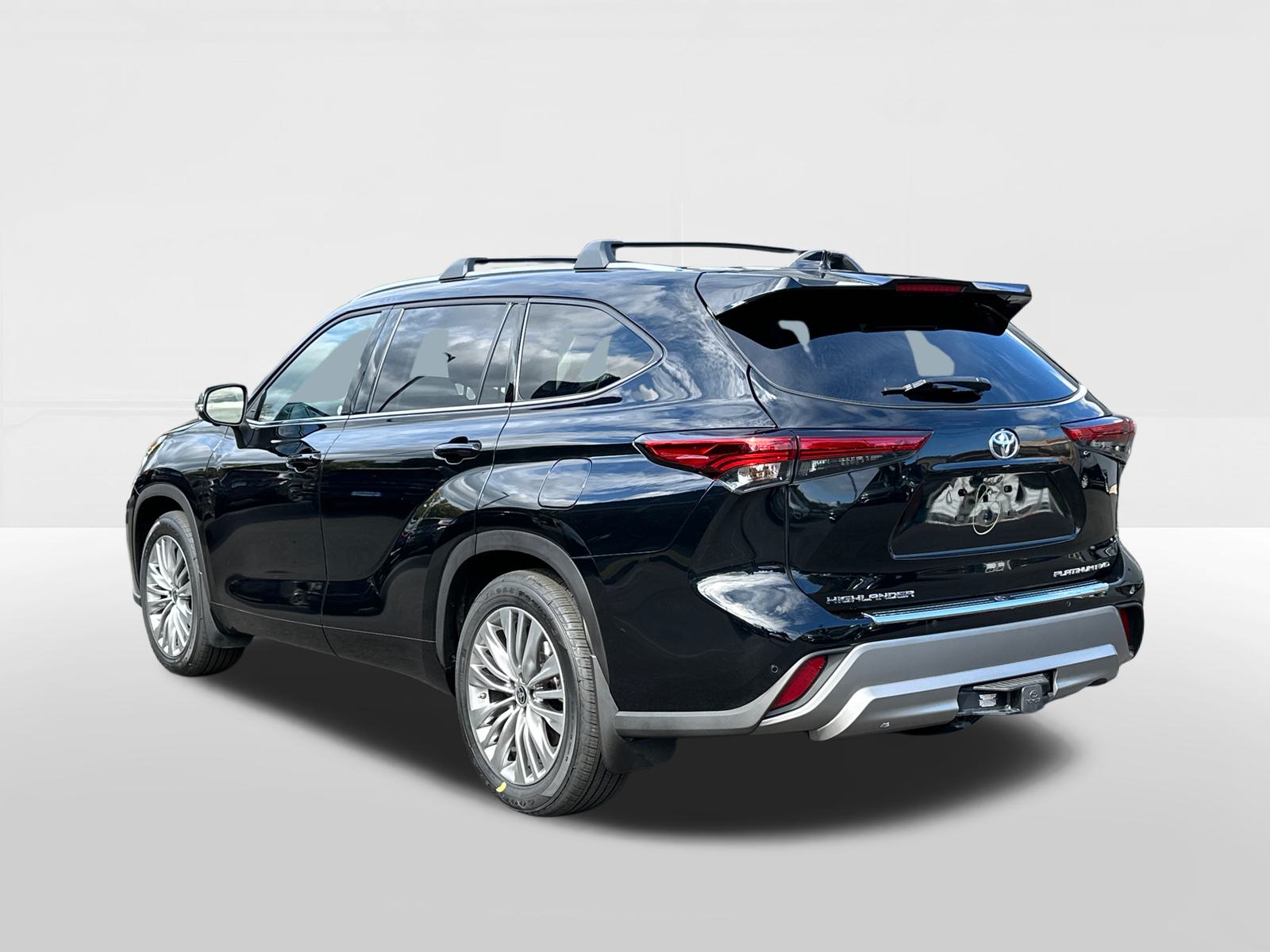 2023 Toyota Highlander L 4