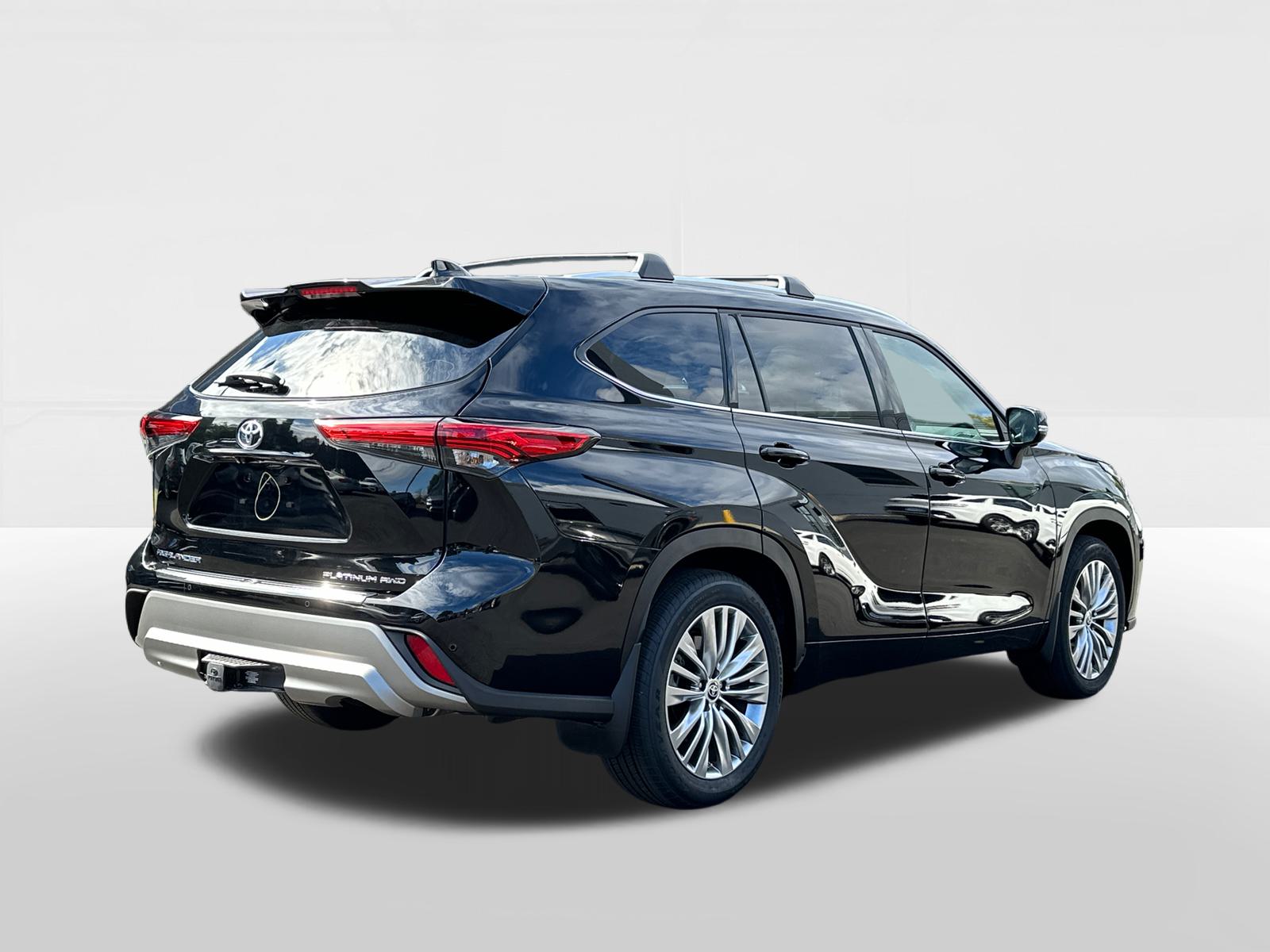 2023 Toyota Highlander L 6