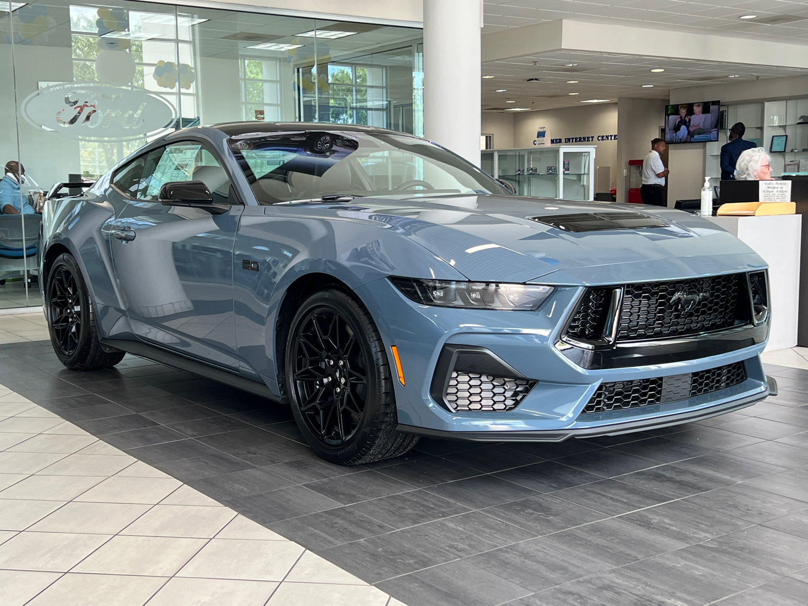 2024 Ford Mustang GT 3