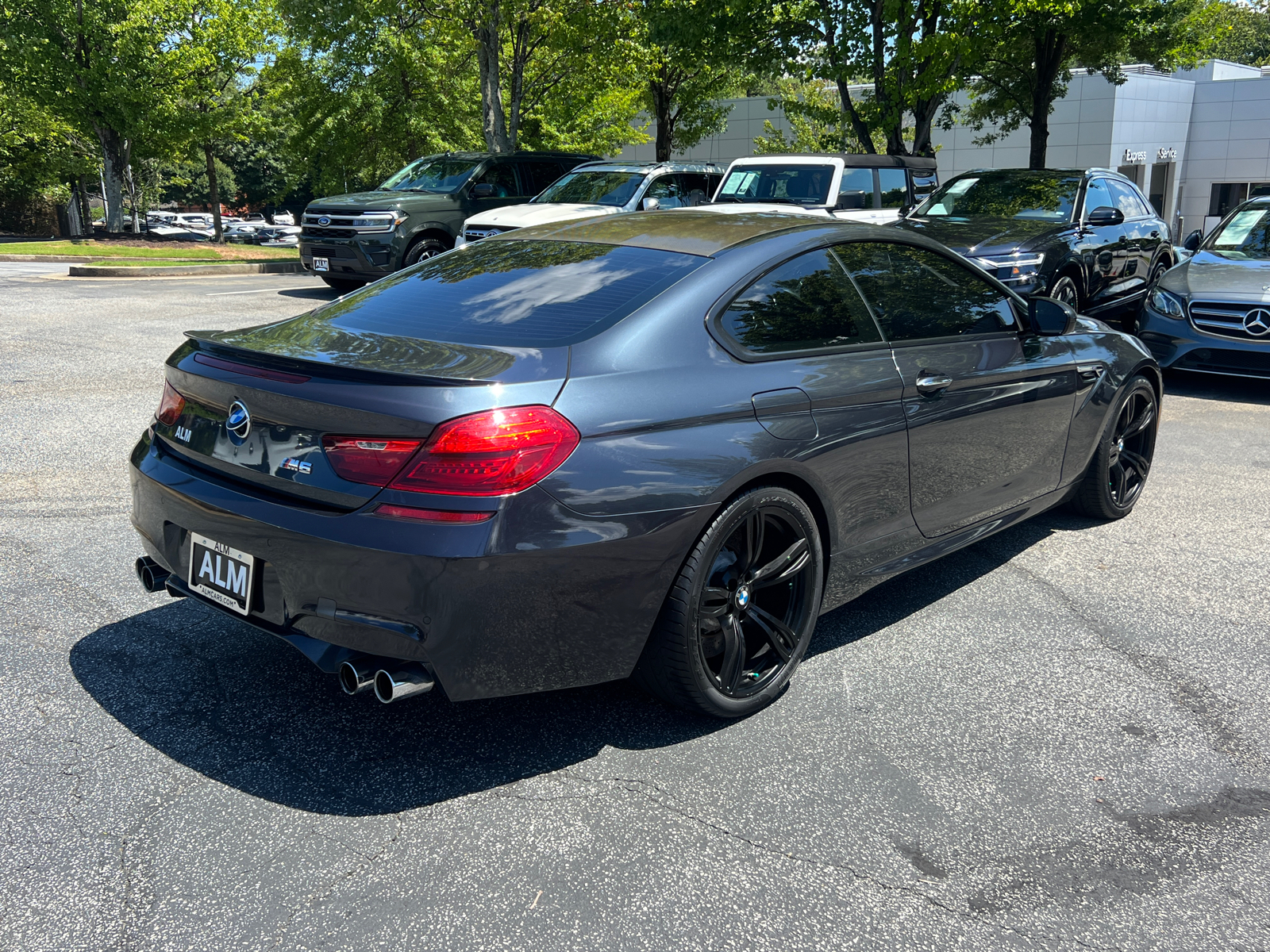 2016 BMW M6 Base 5