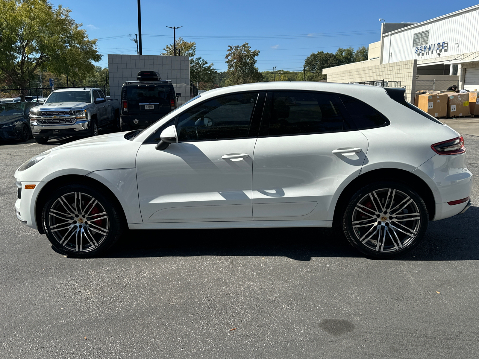 2016 Porsche Macan Turbo 8